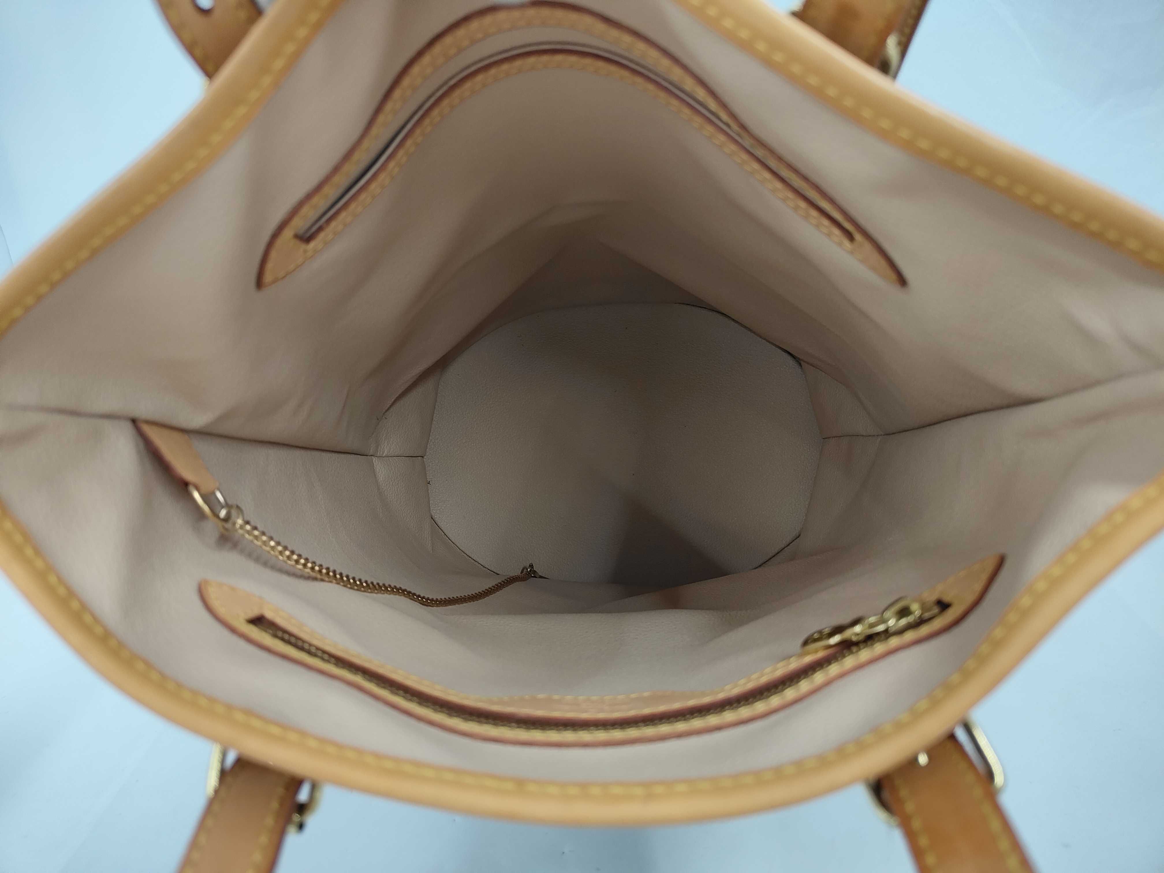 Bucket GM Tote Bag — view 8