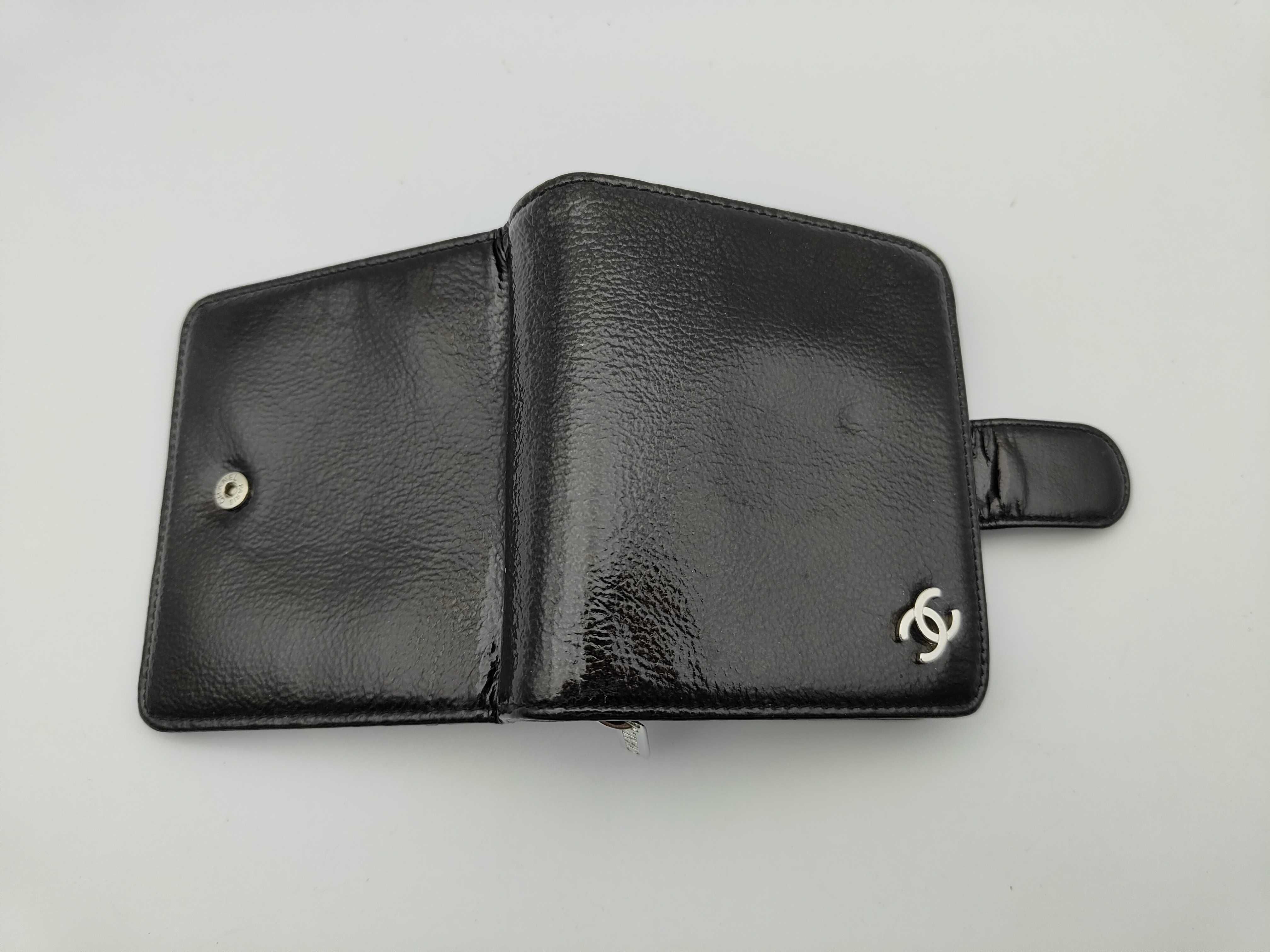 Patent Folding Wallet — view 9