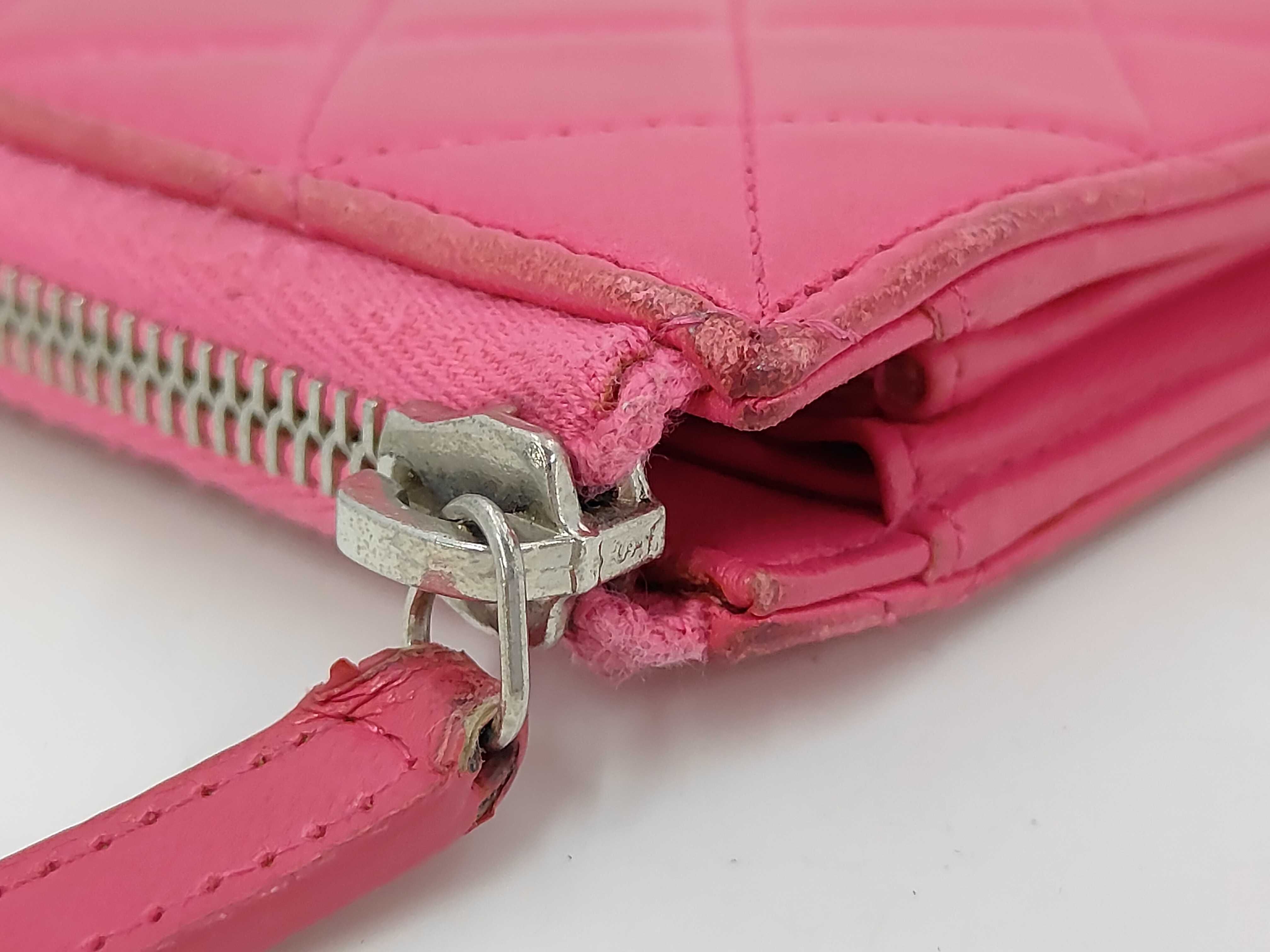 Coco Mark Matelassé Wallet Seal Wallet — view 5