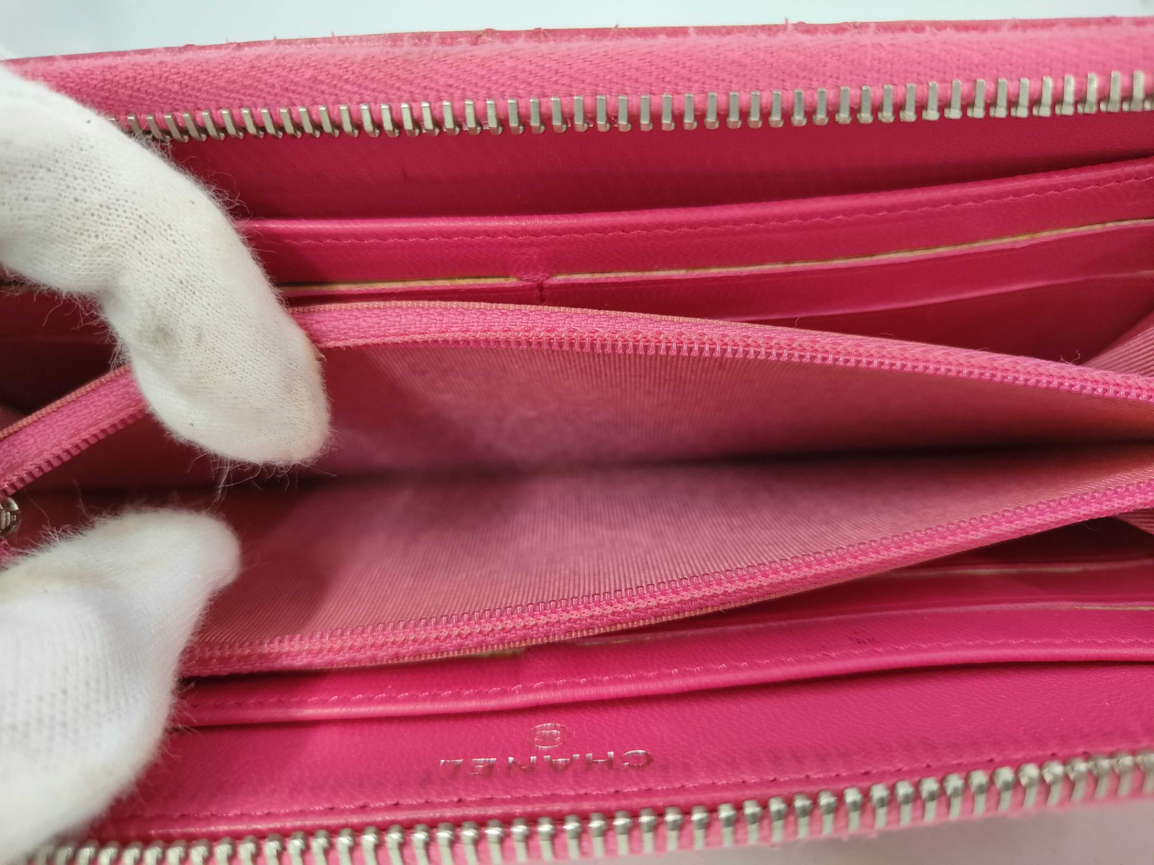 Coco Mark Matelassé Wallet Seal Wallet — view 7