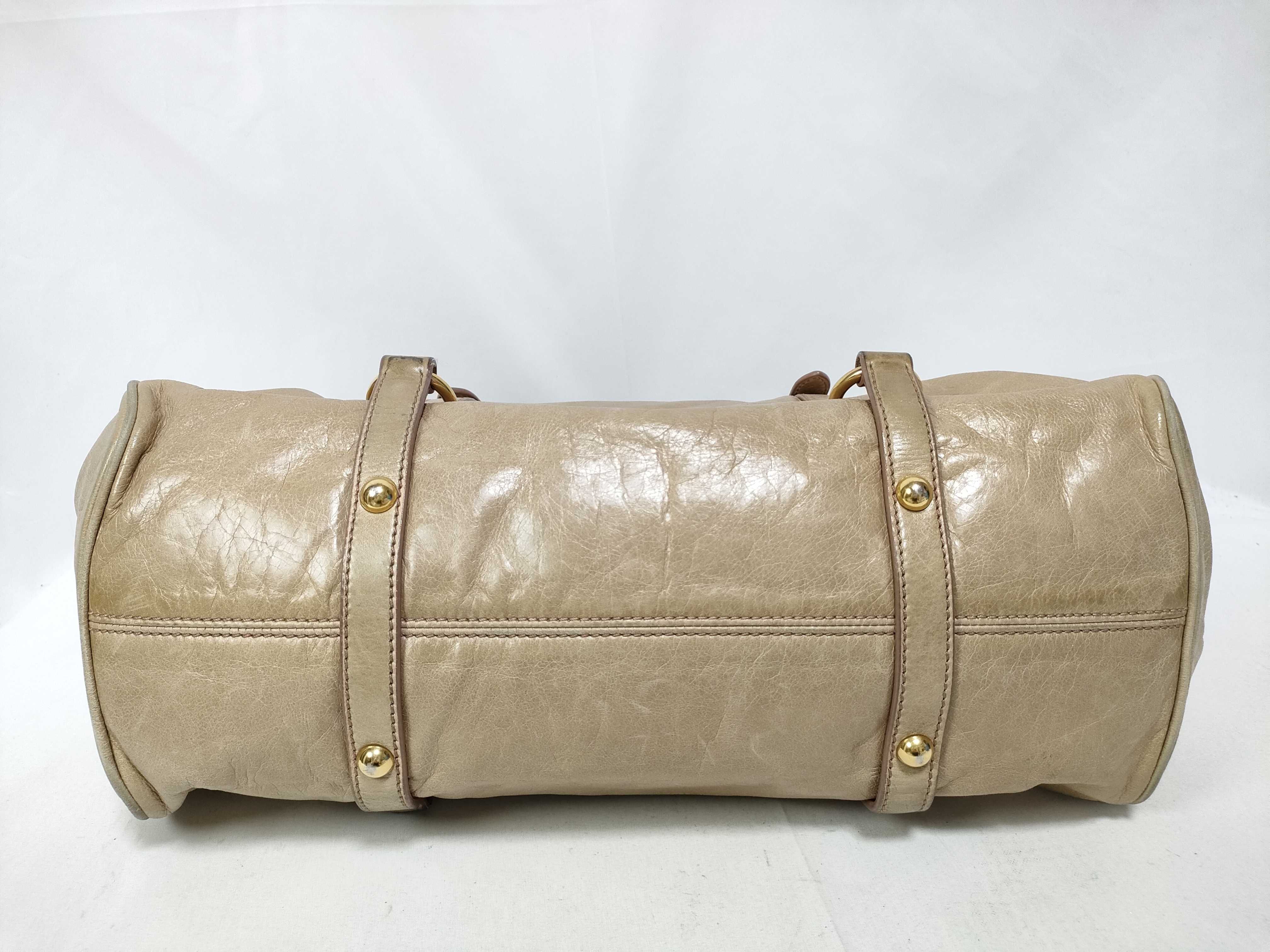 handbag, Vitello Lux leather, beige, with side ribbon. — view 3