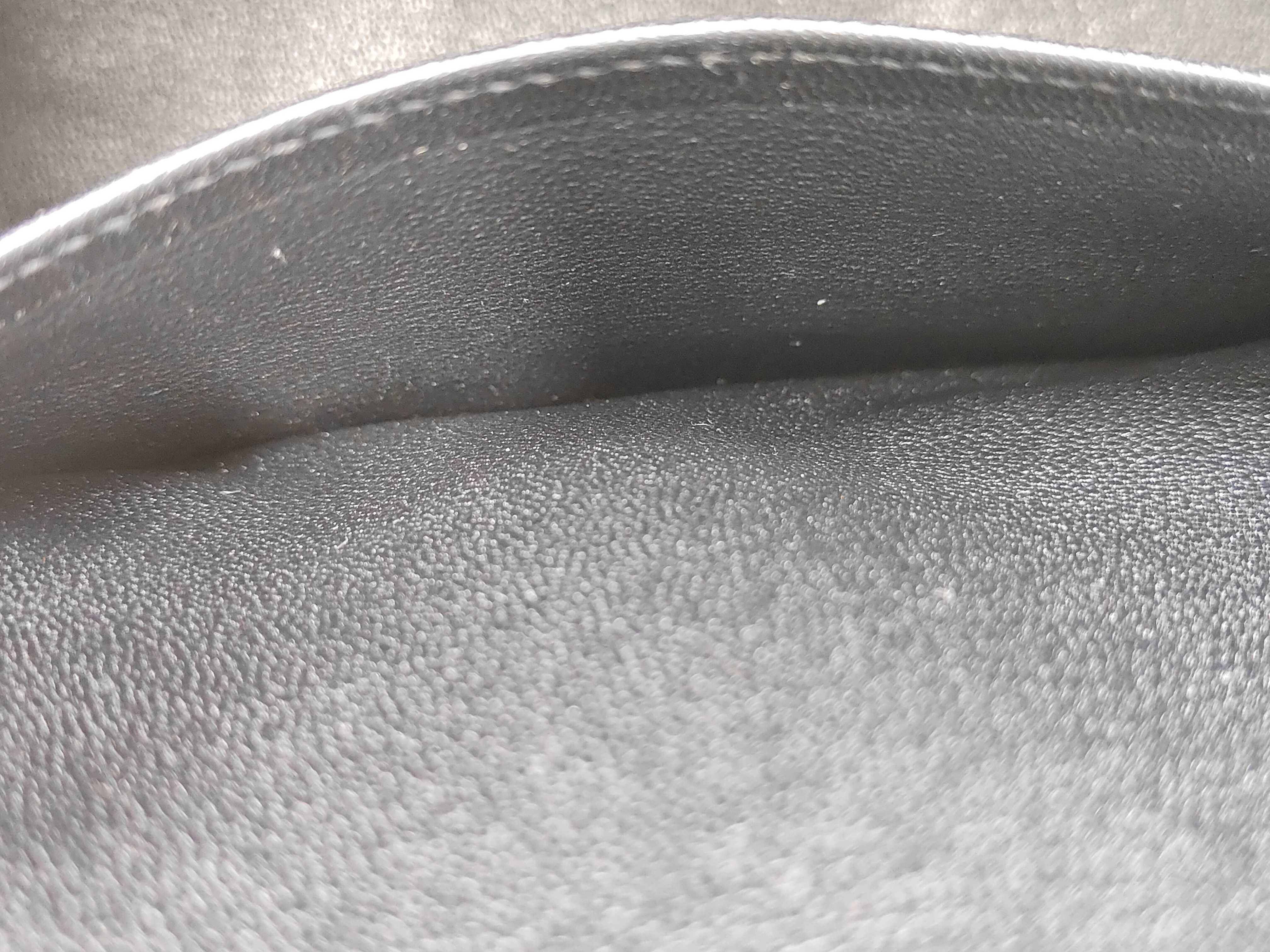 Birkin 25 Togo Black Silver Hardware G Stamp Handbag — view 9