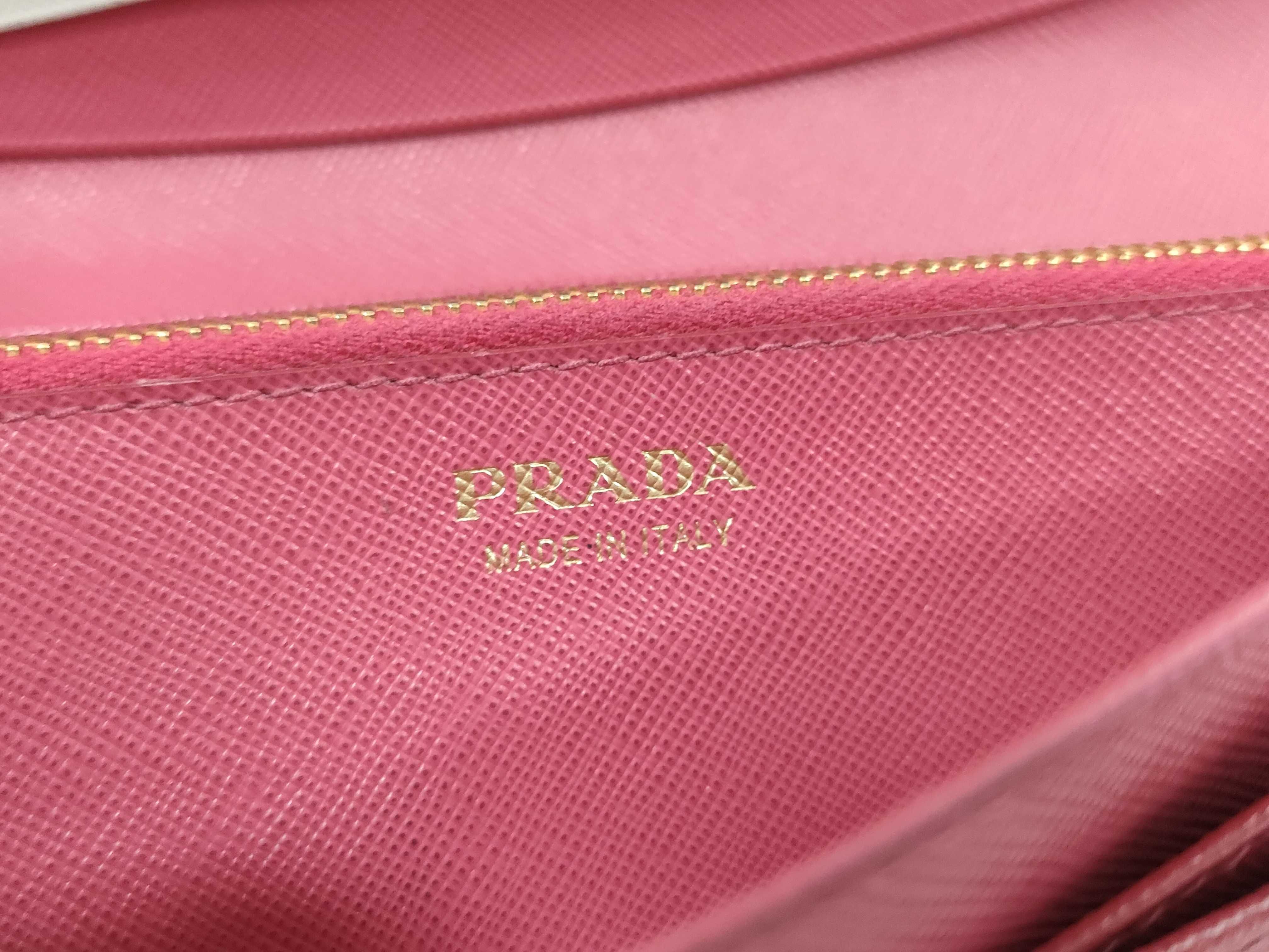 bags and wallets — view 12