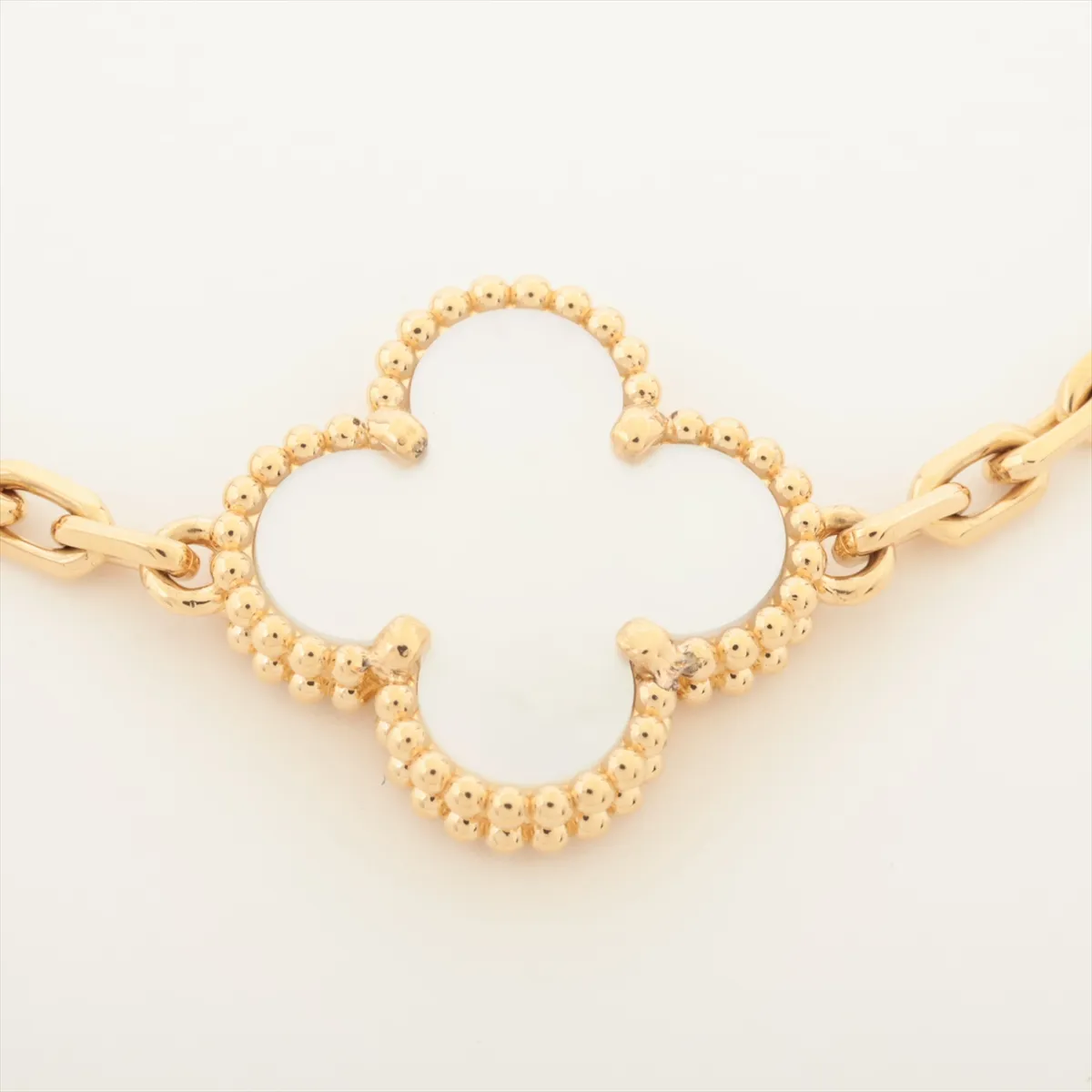 Vintage Alhambra 5P Shell Bracelet 750 (Yellow Gold) 11.4g JB537922 Hallmark almost completely — view 3