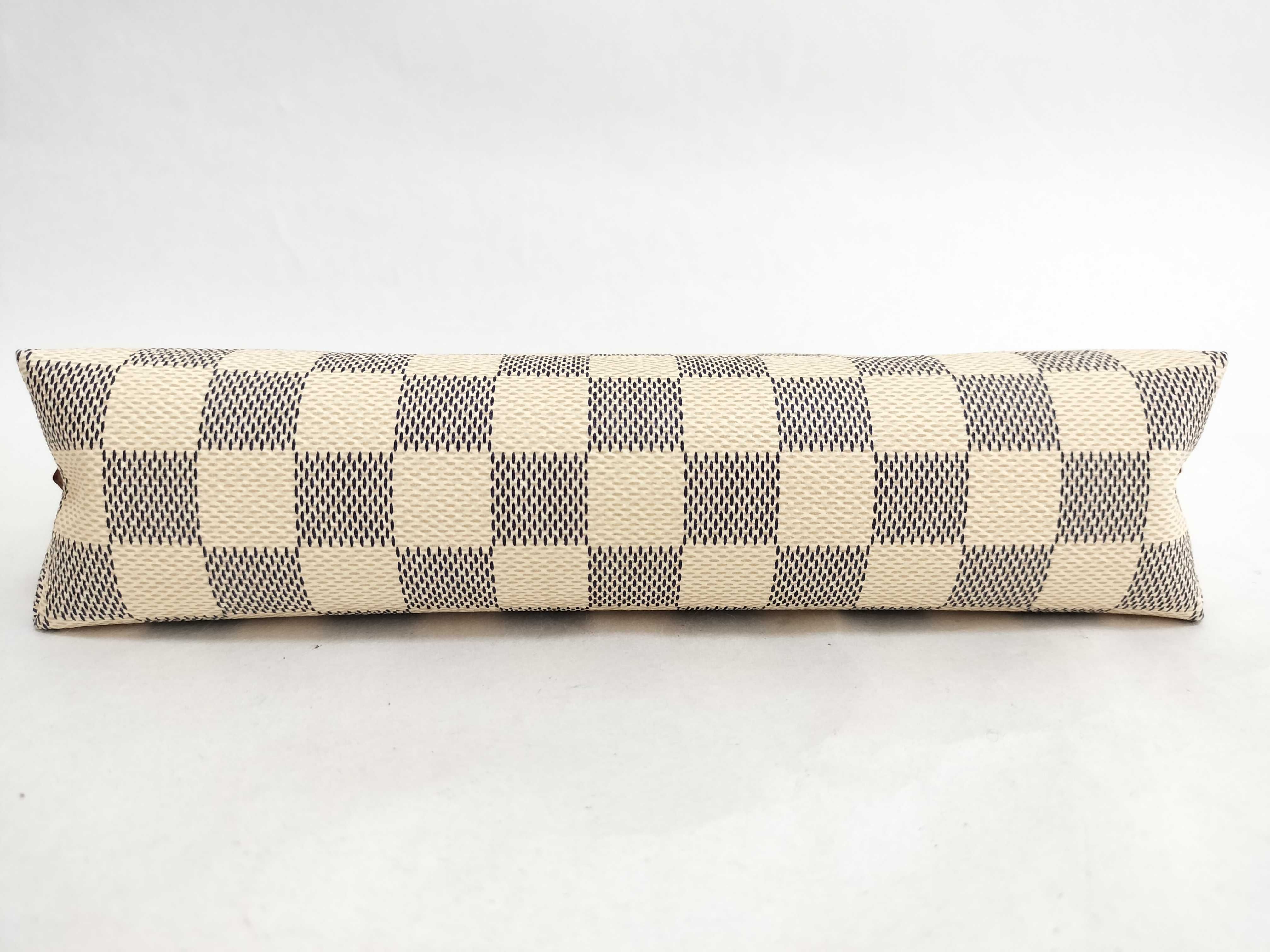 Damier Azur Louis Vuitton Damier Pouch — view 5