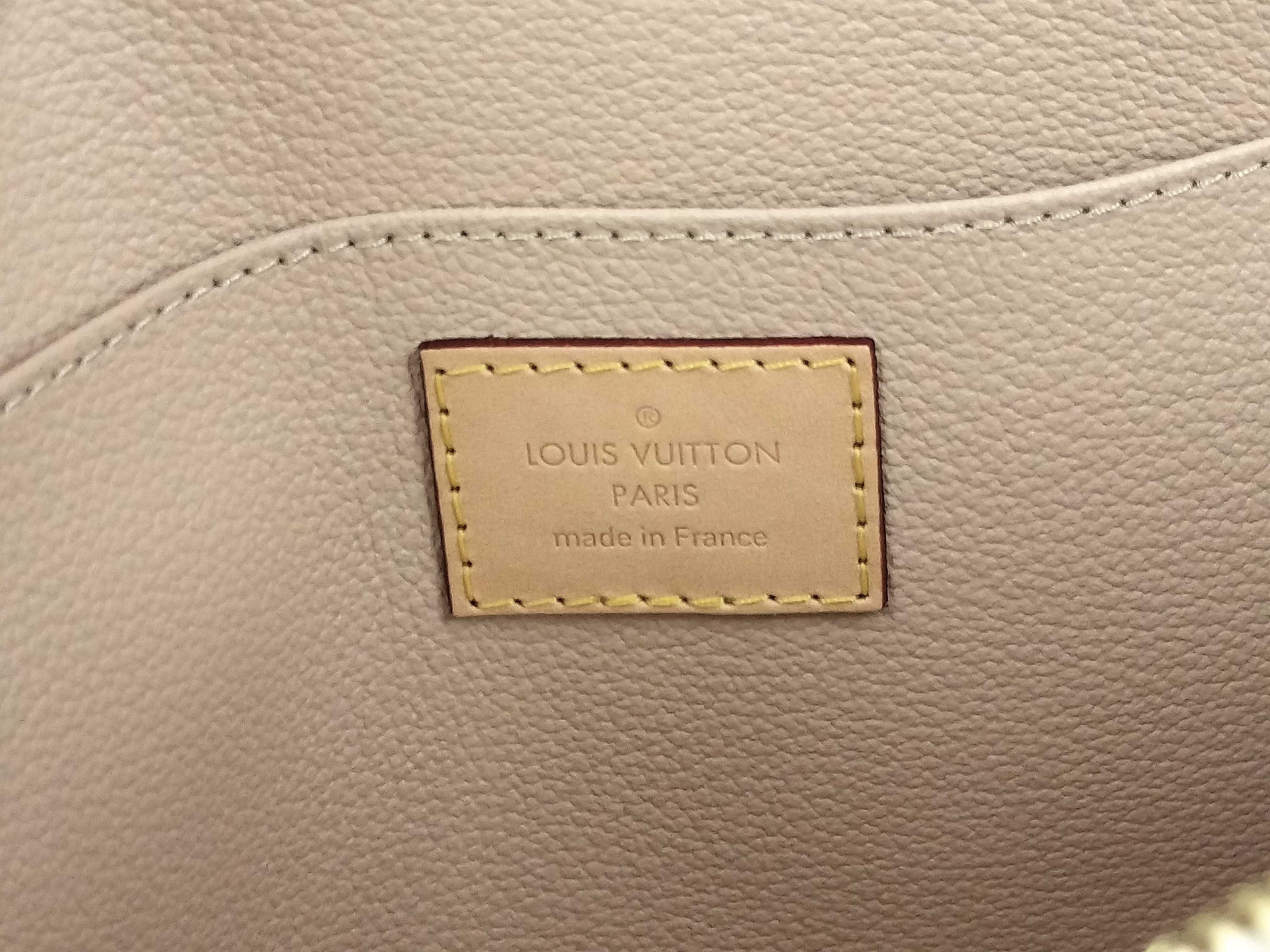 Damier Azur Louis Vuitton Damier Pouch — view 9