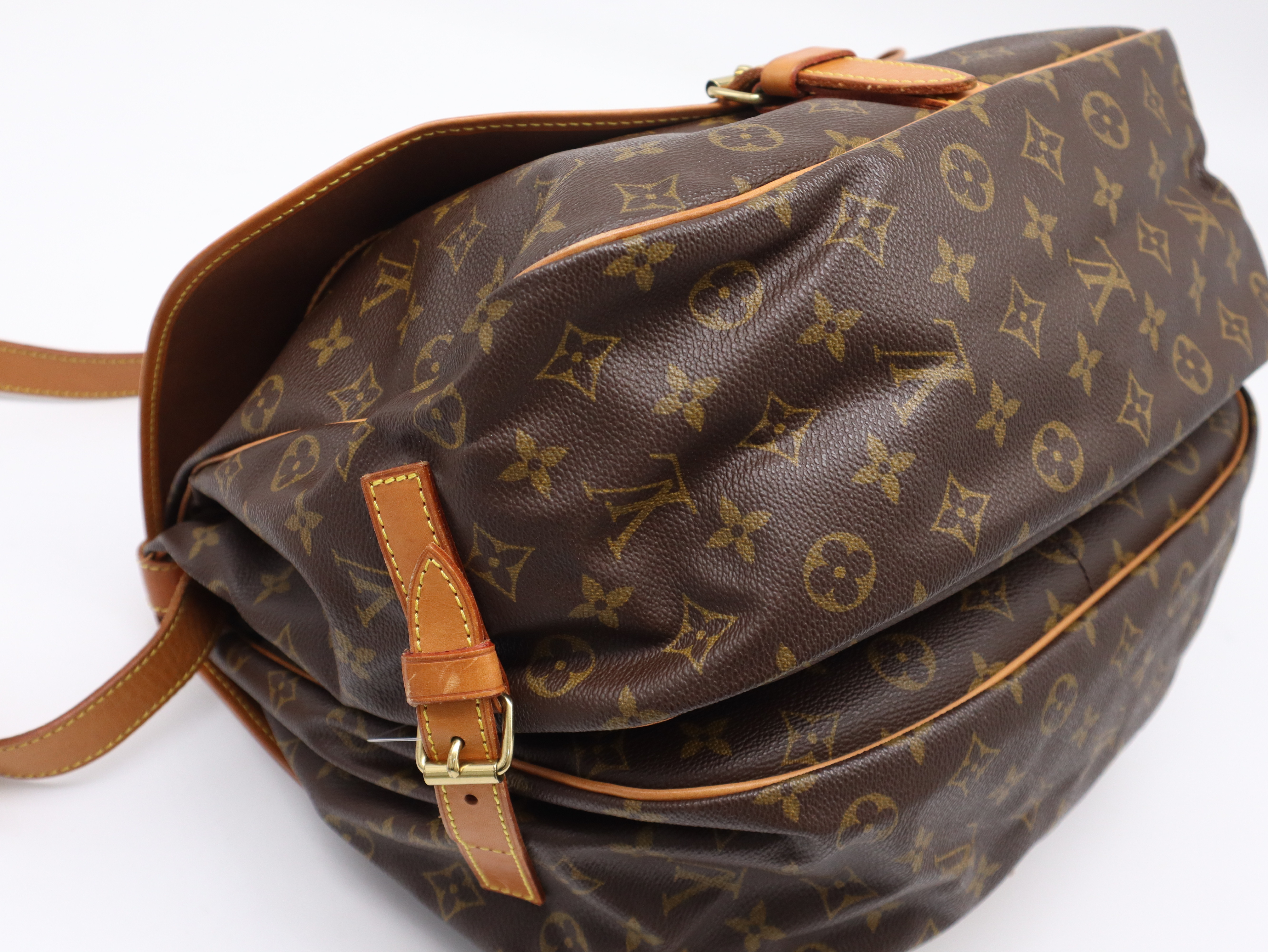 M42254 Monogram Saumur 35 Shoulder Bag — view 9
