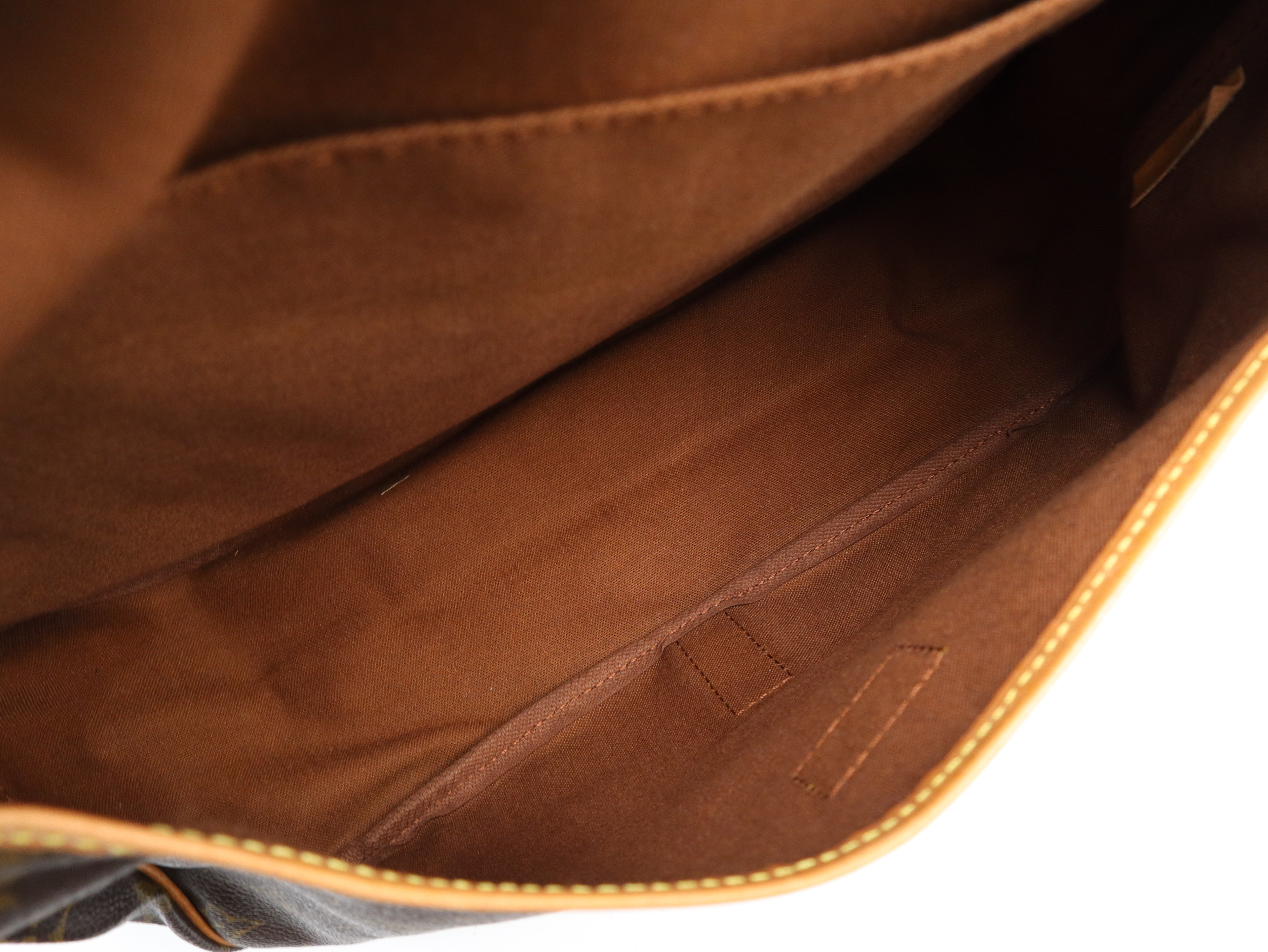 M42254 Monogram Saumur 35 Shoulder Bag — view 10