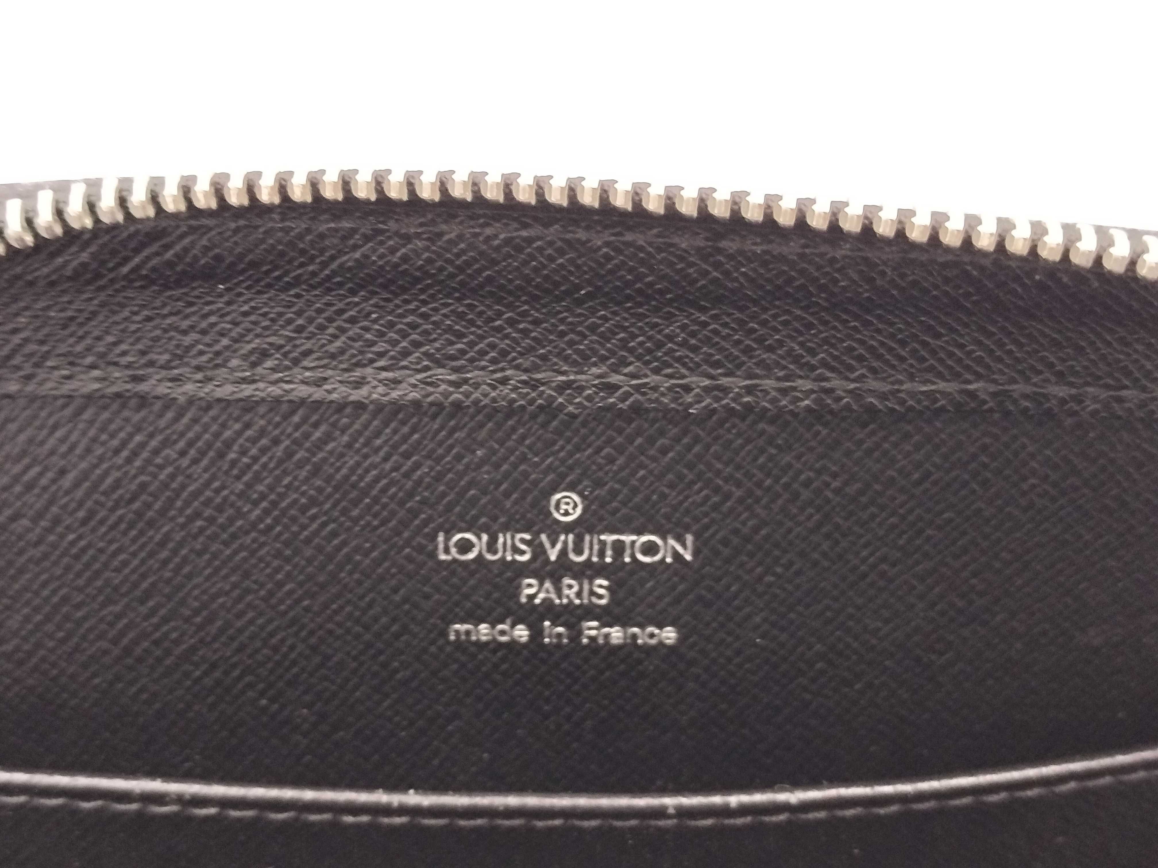 Taiga Baikal Clutch Bag (Excellent Condition) — view 9