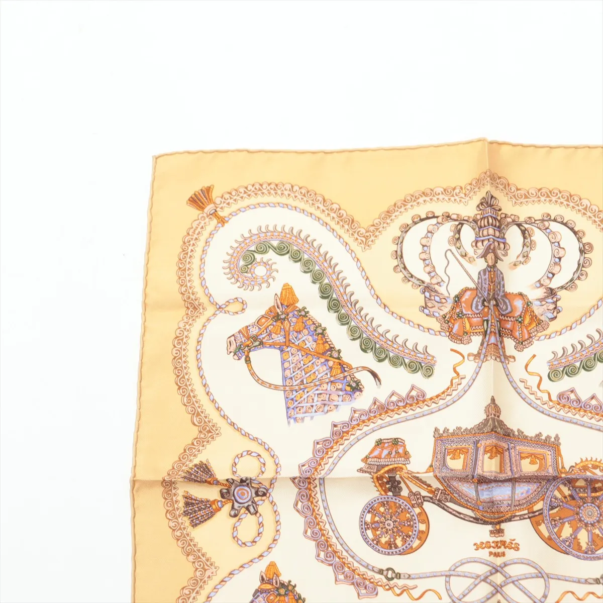 Carre 90 PAPEROLES Carriage and Nobility Scarf Silk Beige — view 2