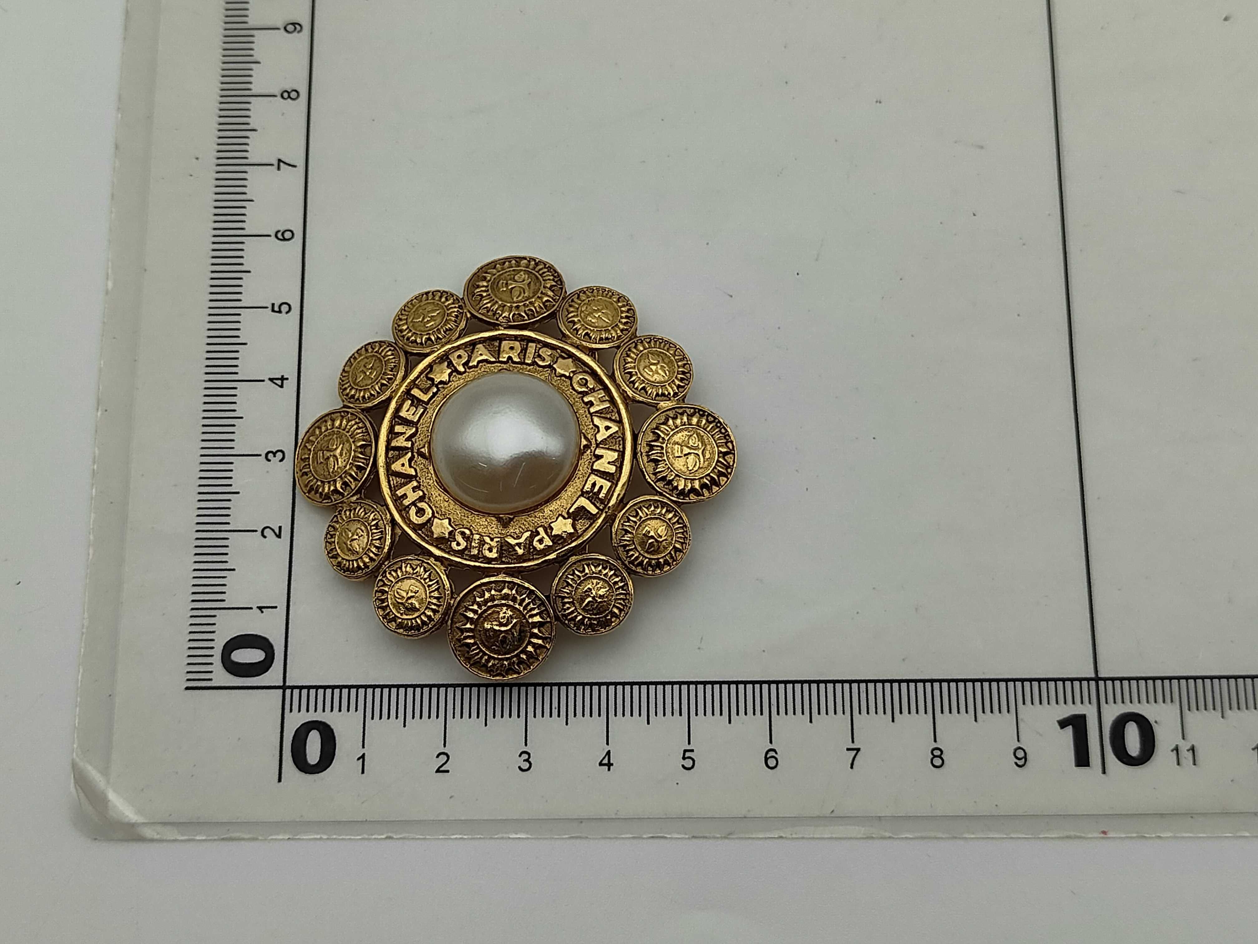Gold Pearl Brooch — view 7