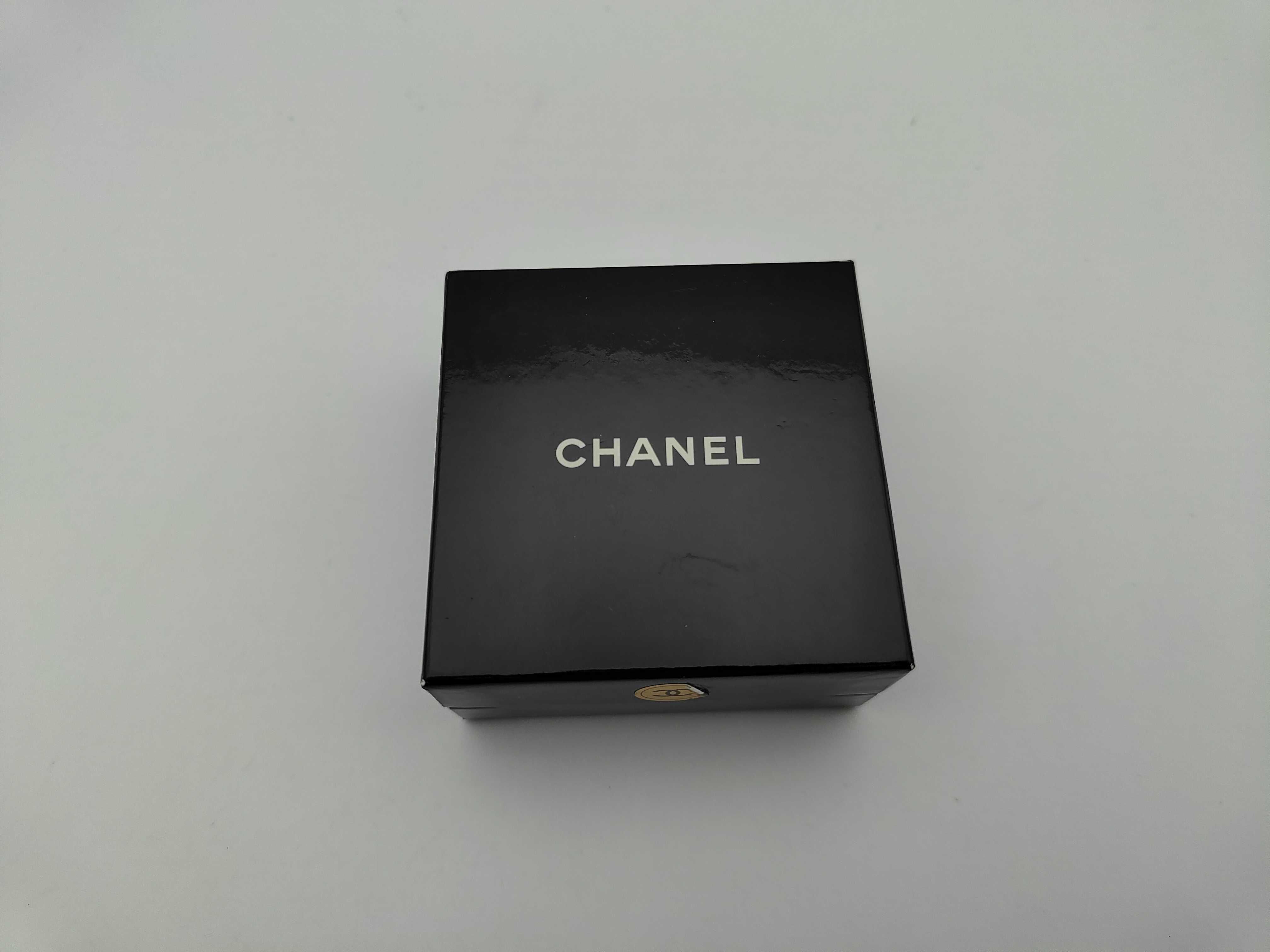 Gold Pearl Brooch — view 8