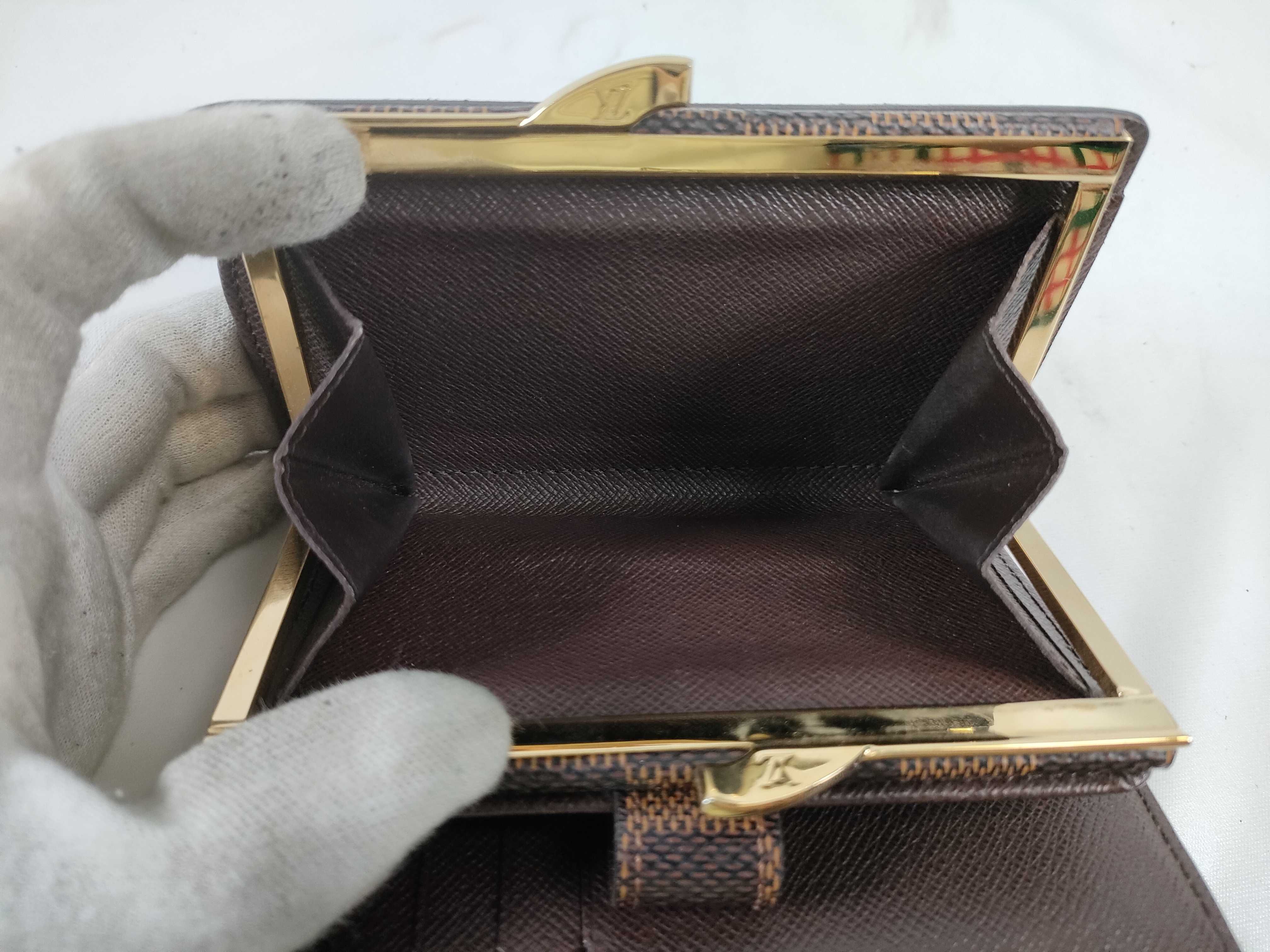 Damier Portemonnaie Viennois Wallet — view 11