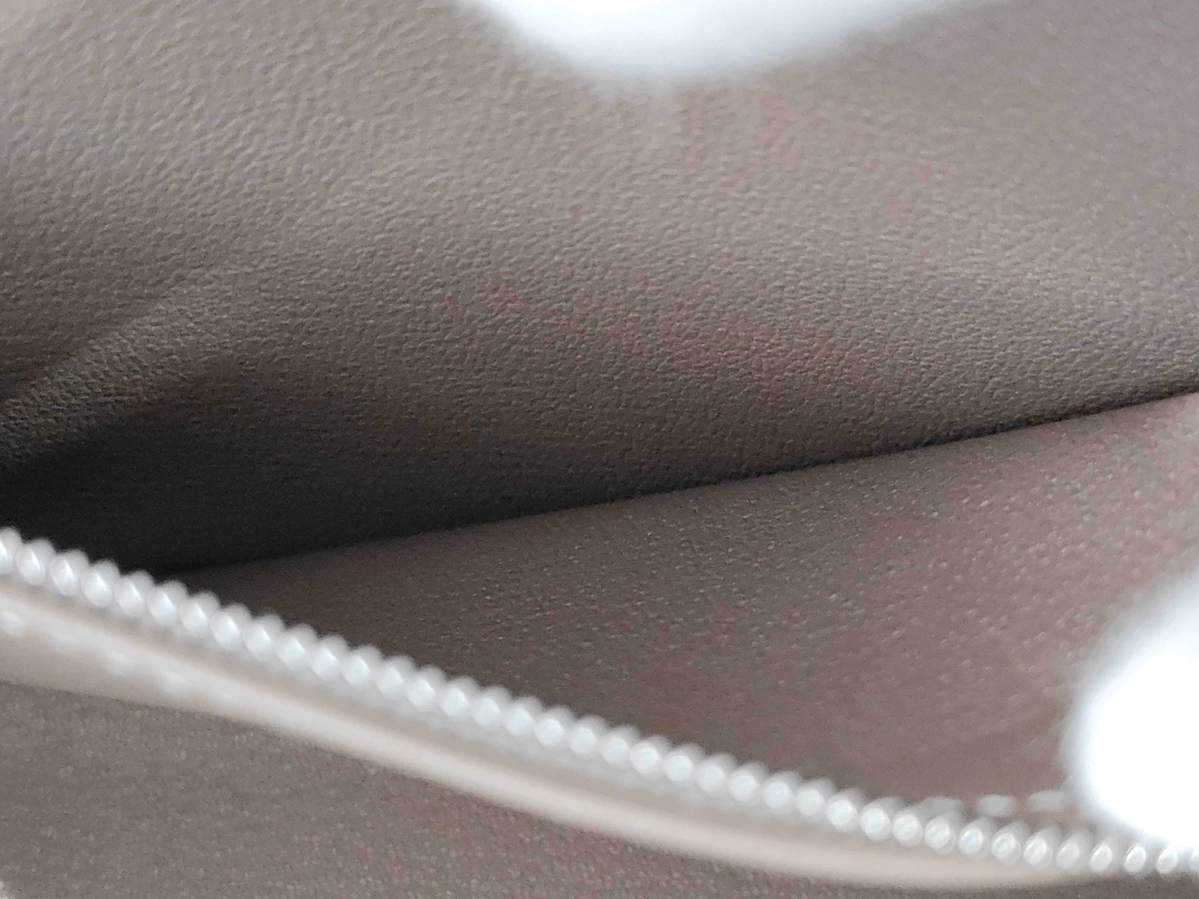 Kelly 25 Epsom Etoupe Silver Hardware G Stamp Handbag — view 11