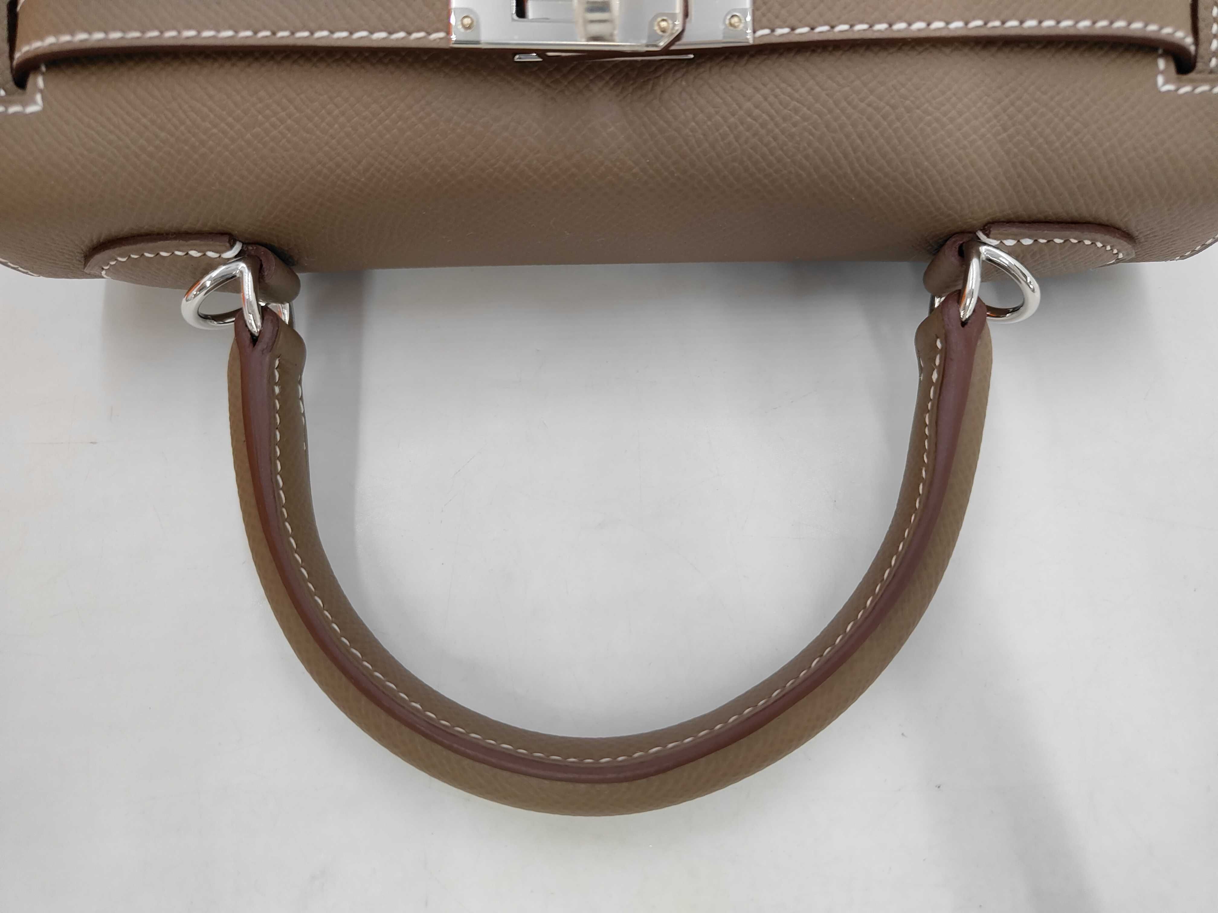 Kelly 25 Epsom Etoupe Silver Hardware G Stamp Handbag — view 5