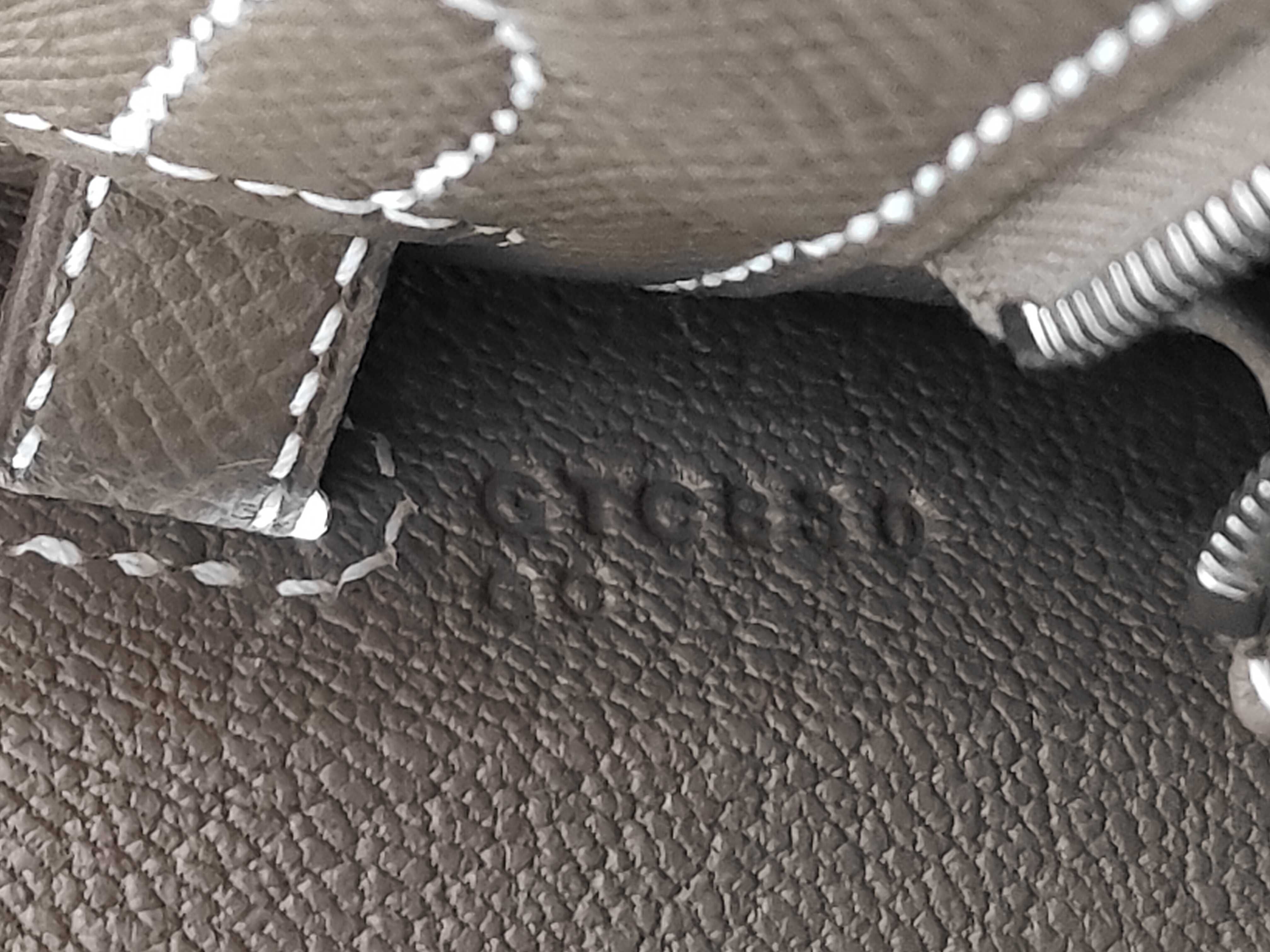 Kelly 25 Epsom Etoupe Silver Hardware G Stamp Handbag — view 10