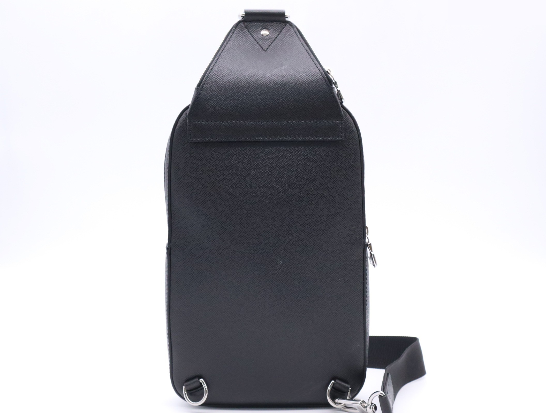 M30863 Taiga Avenue Sling Bag Noir RFID reaction confirmed — view 2