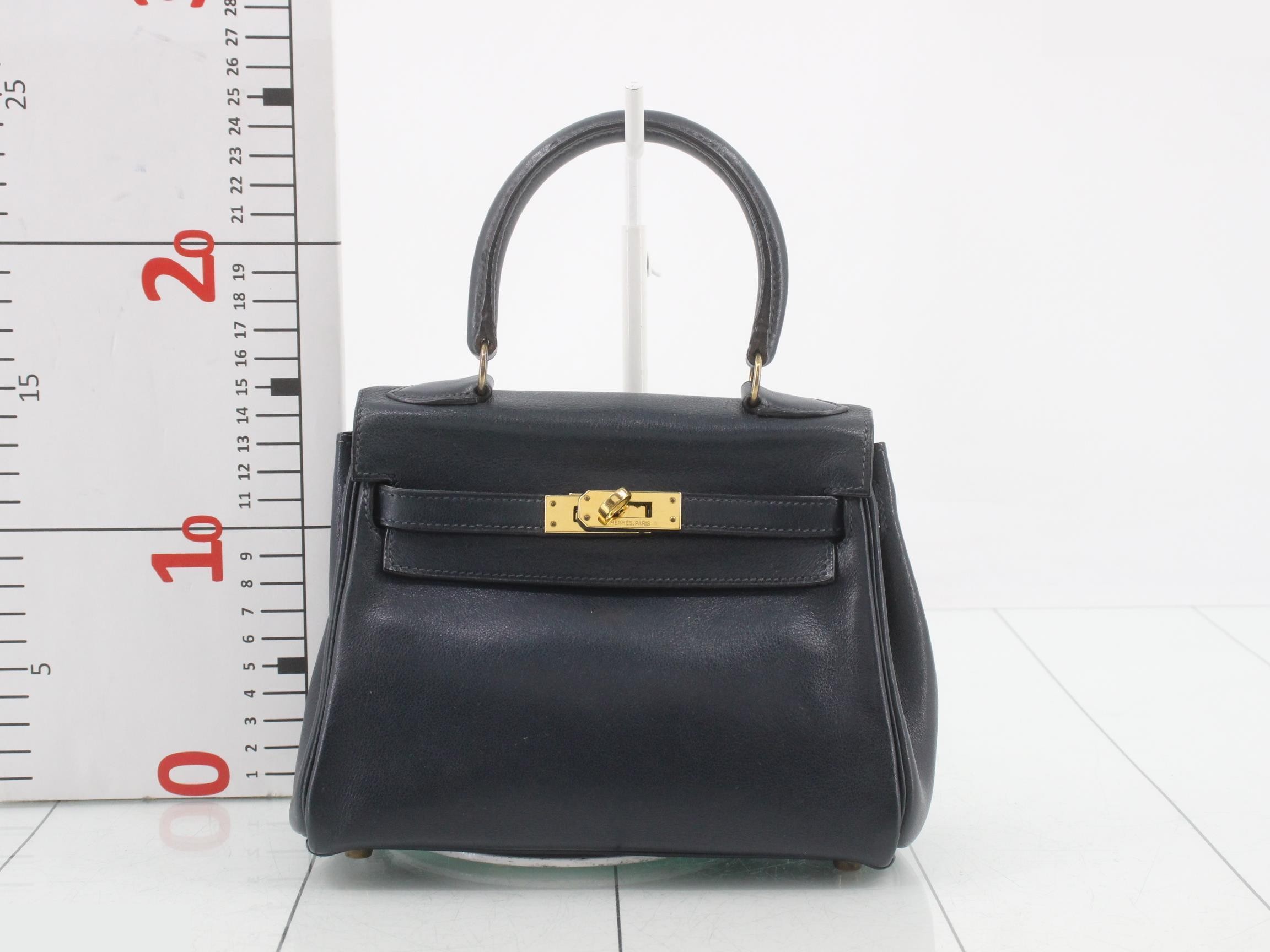 Kelly (bag) handbag, approximately 20cm wide, navy. — view 2