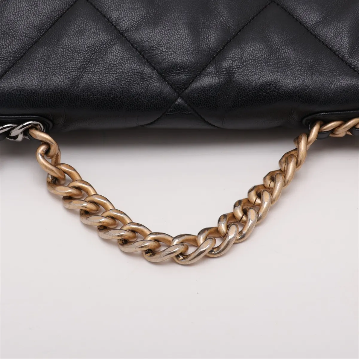19 Lambskin Chain Shoulder Bag Black Gold x Silver Hardware AS1160 — view 5