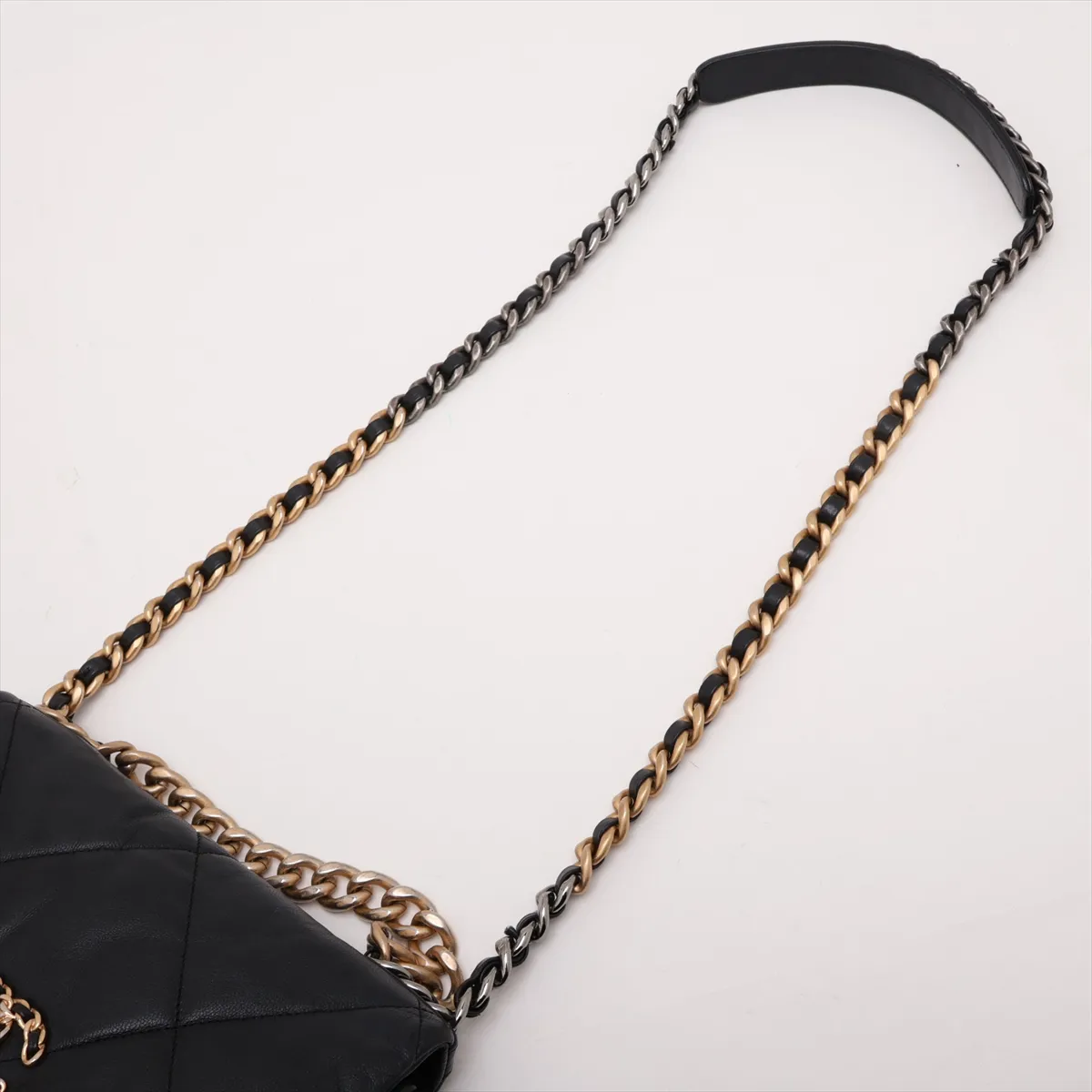 19 Lambskin Chain Shoulder Bag Black Gold x Silver Hardware AS1160 — view 7