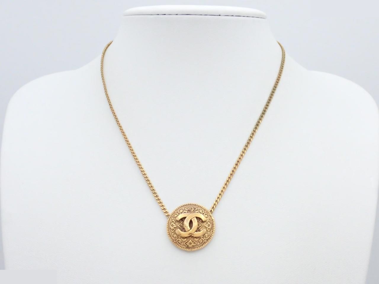 Coco Mark Circle Necklace, Chain approx. 38cm — view 3