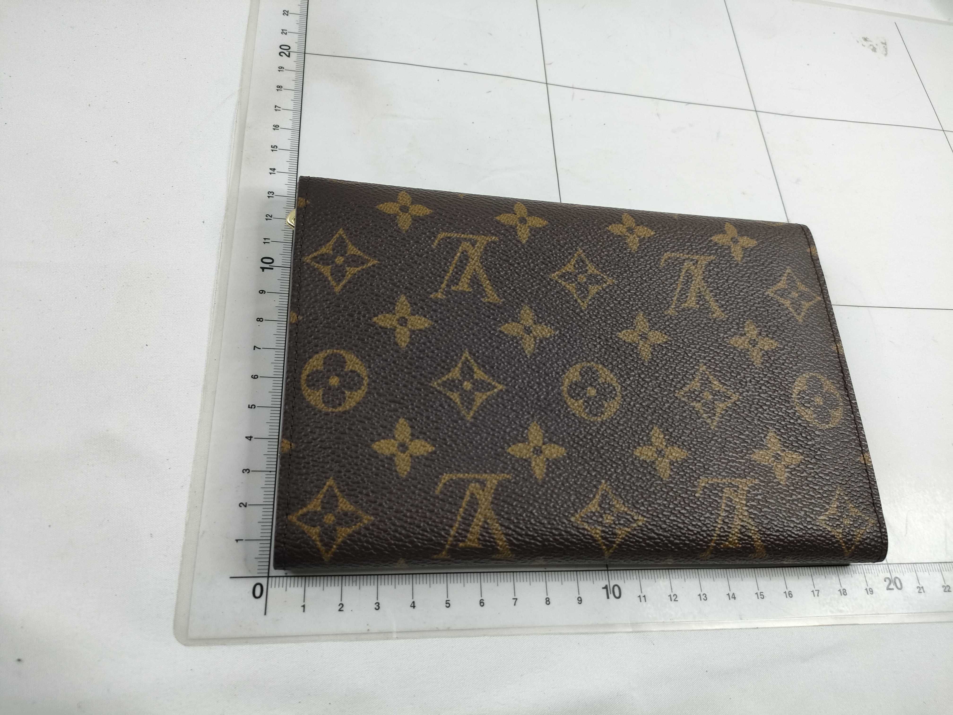 Monogram LV Bifold Wallet Monogram Wallet — view 2
