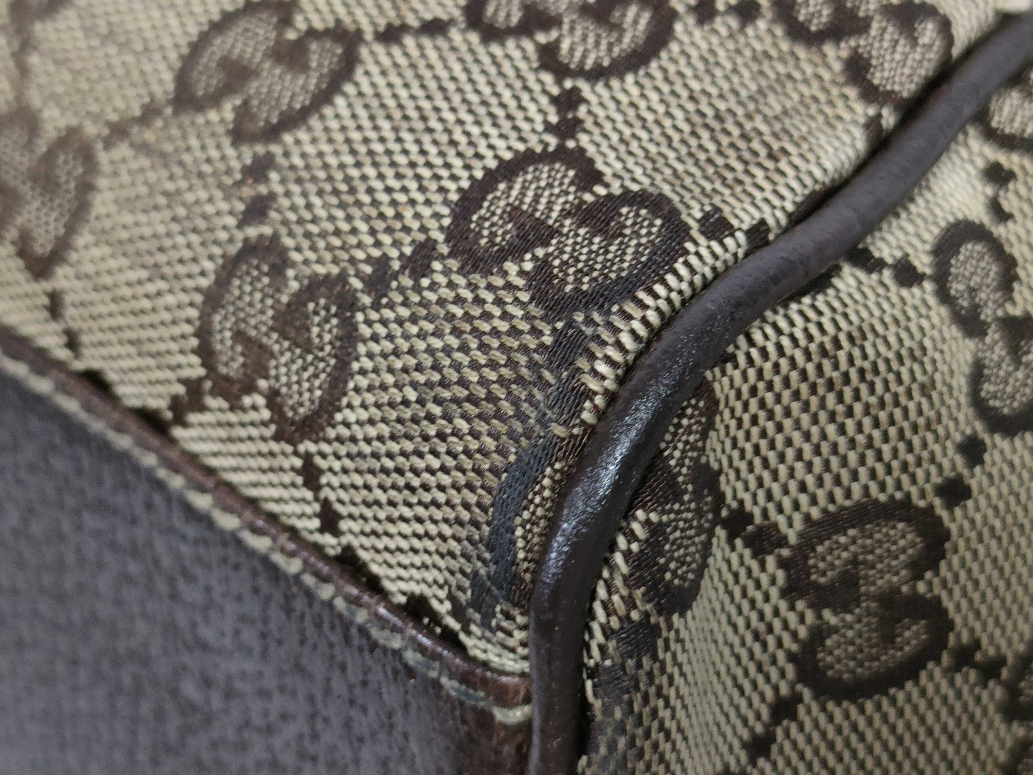 GG Canvas Shoulder Bag — view 8