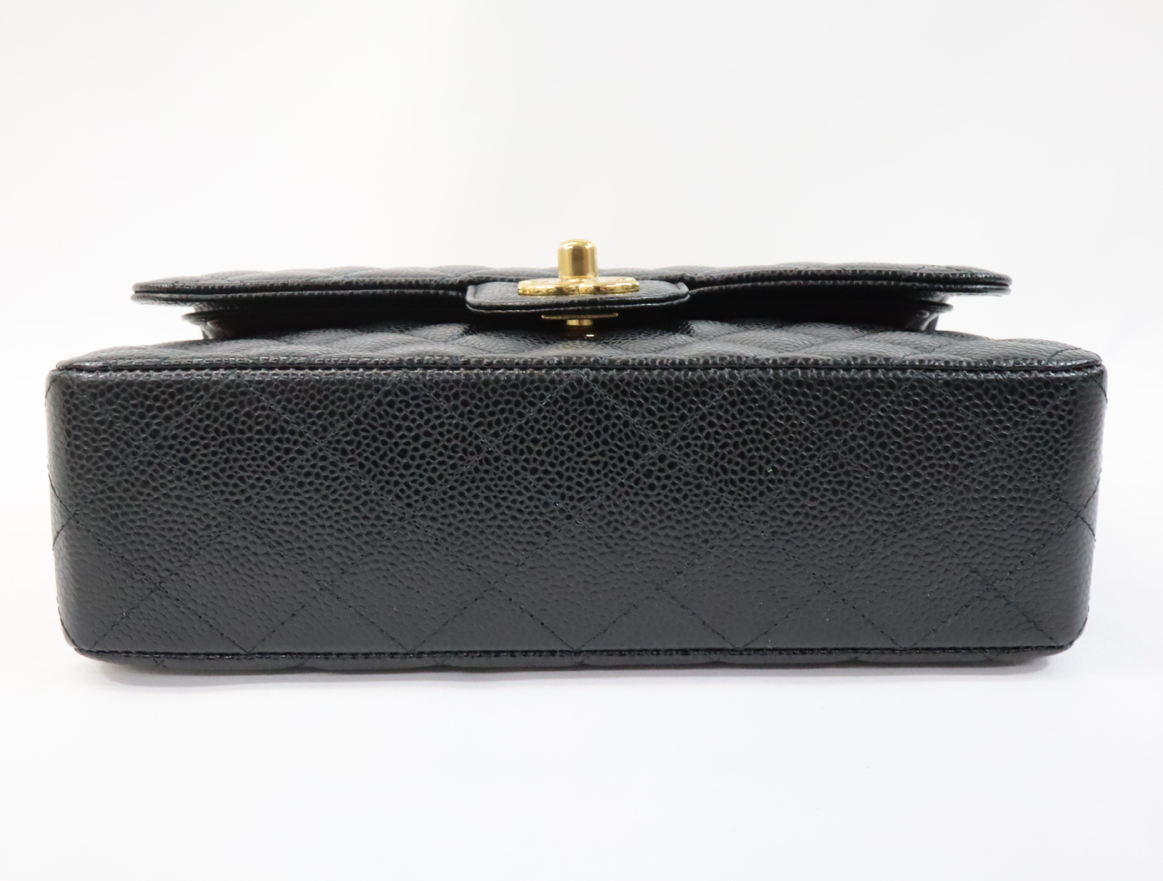 Matelassé 23 Caviar Skin Double Flap Black Random Plate Gold Hardware A01113? Shoulder Bag — view 6