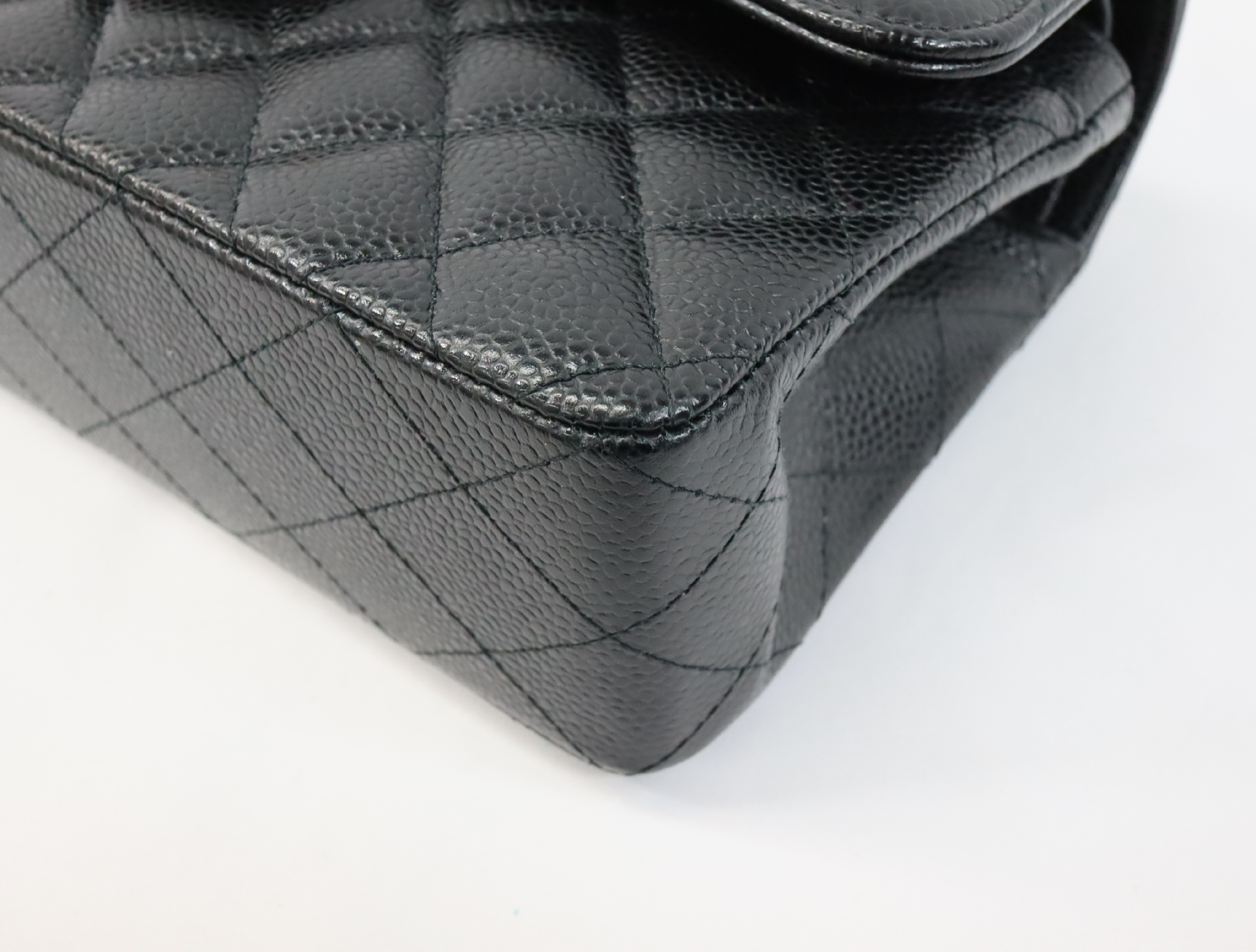 Matelassé 23 Caviar Skin Double Flap Black Random Plate Gold Hardware A01113? Shoulder Bag — view 7