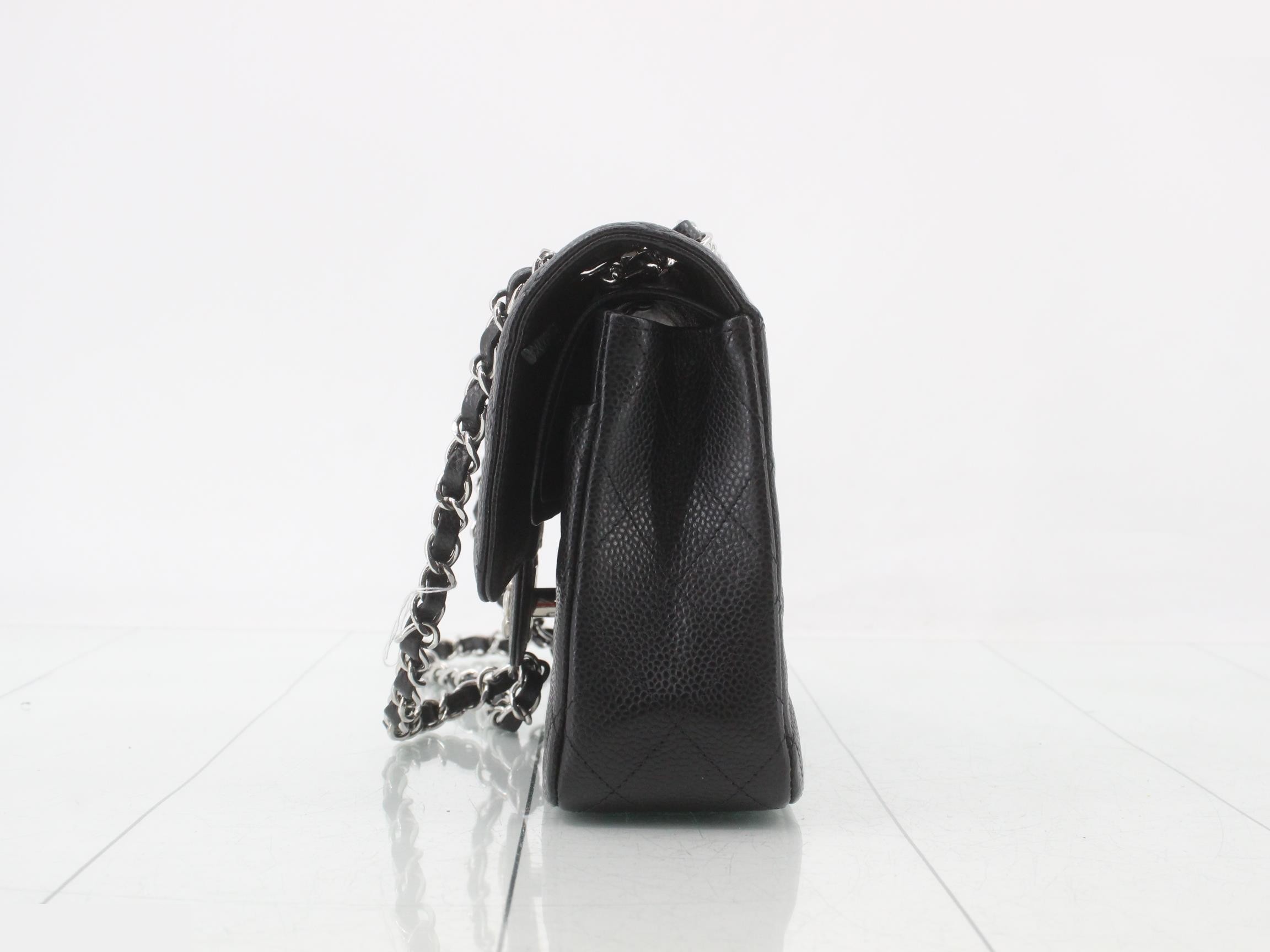 Caviar Matelassé 25 Shoulder Bag, Black — view 3
