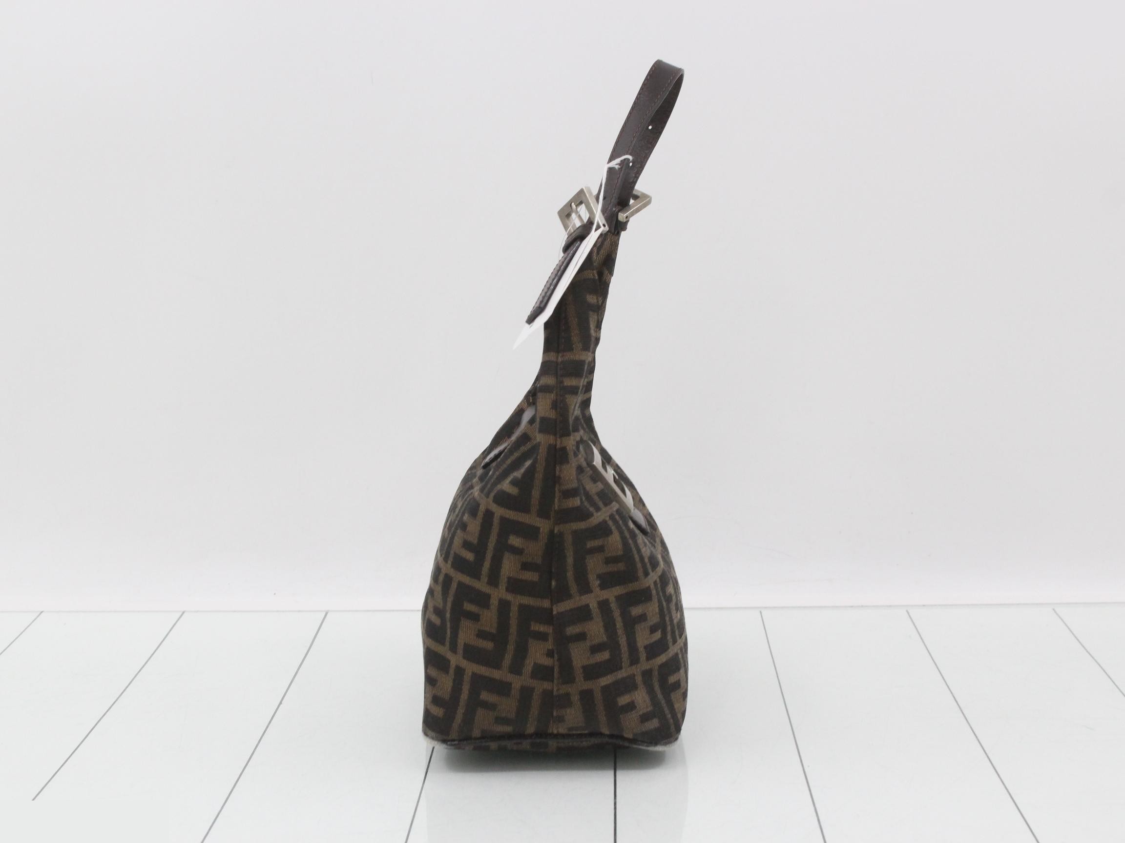 handbag — view 4