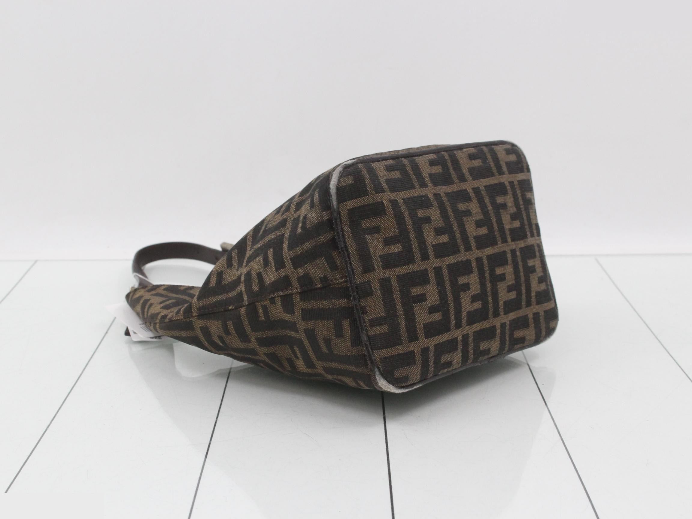 handbag — view 5
