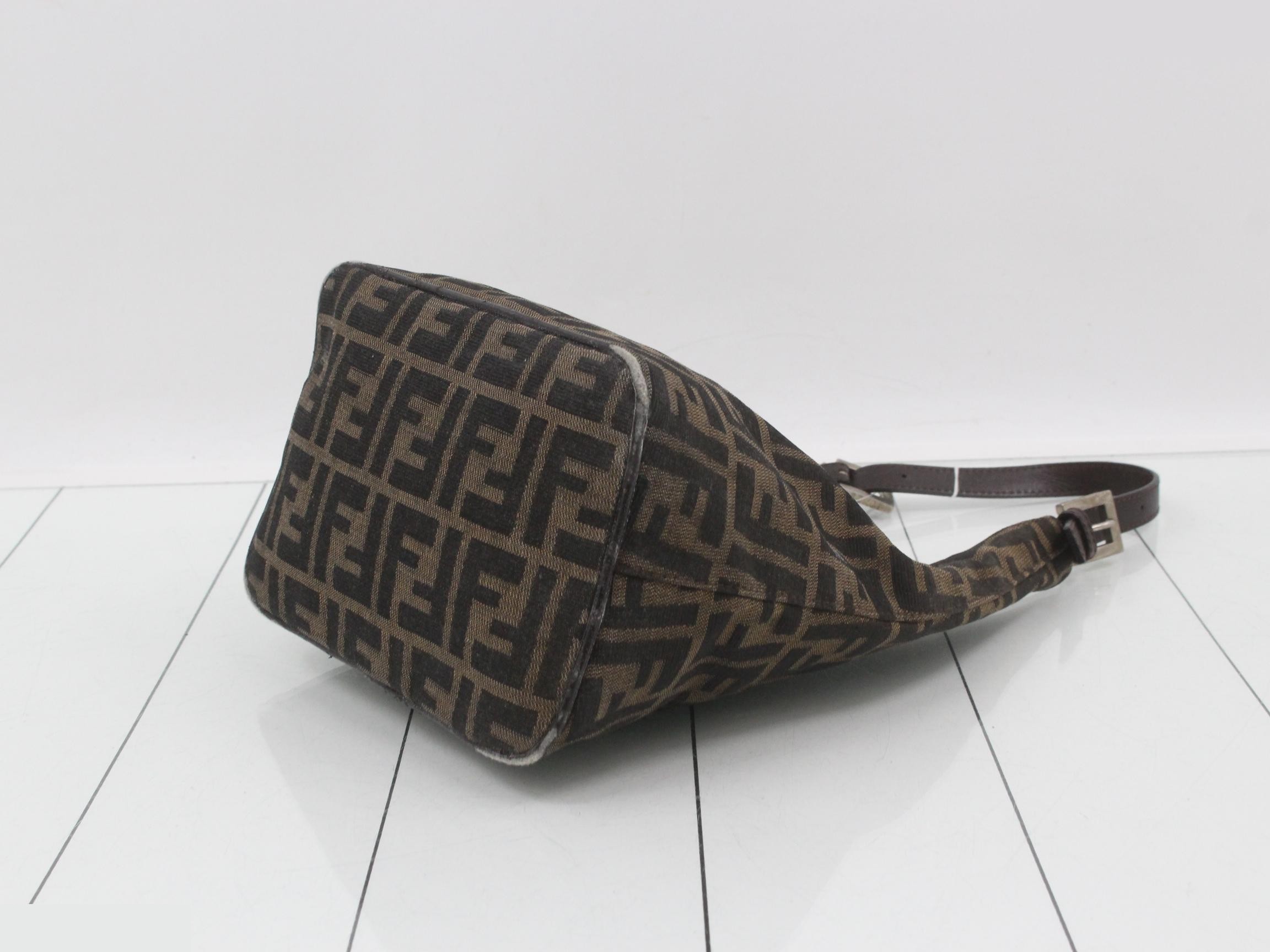 handbag — view 6