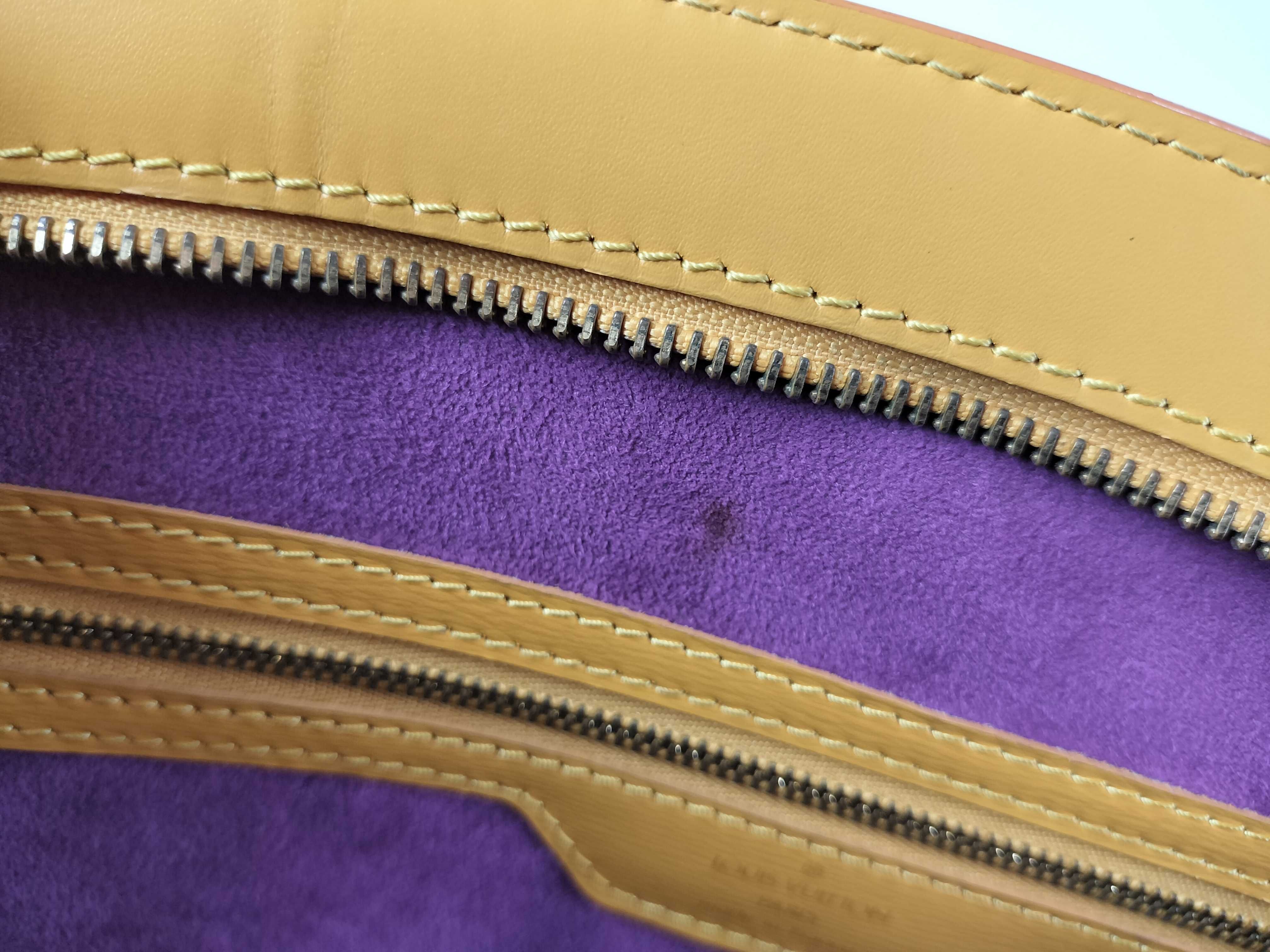 Epi M52279 Saint Jacques Yellow Shoulder Bag — view 11