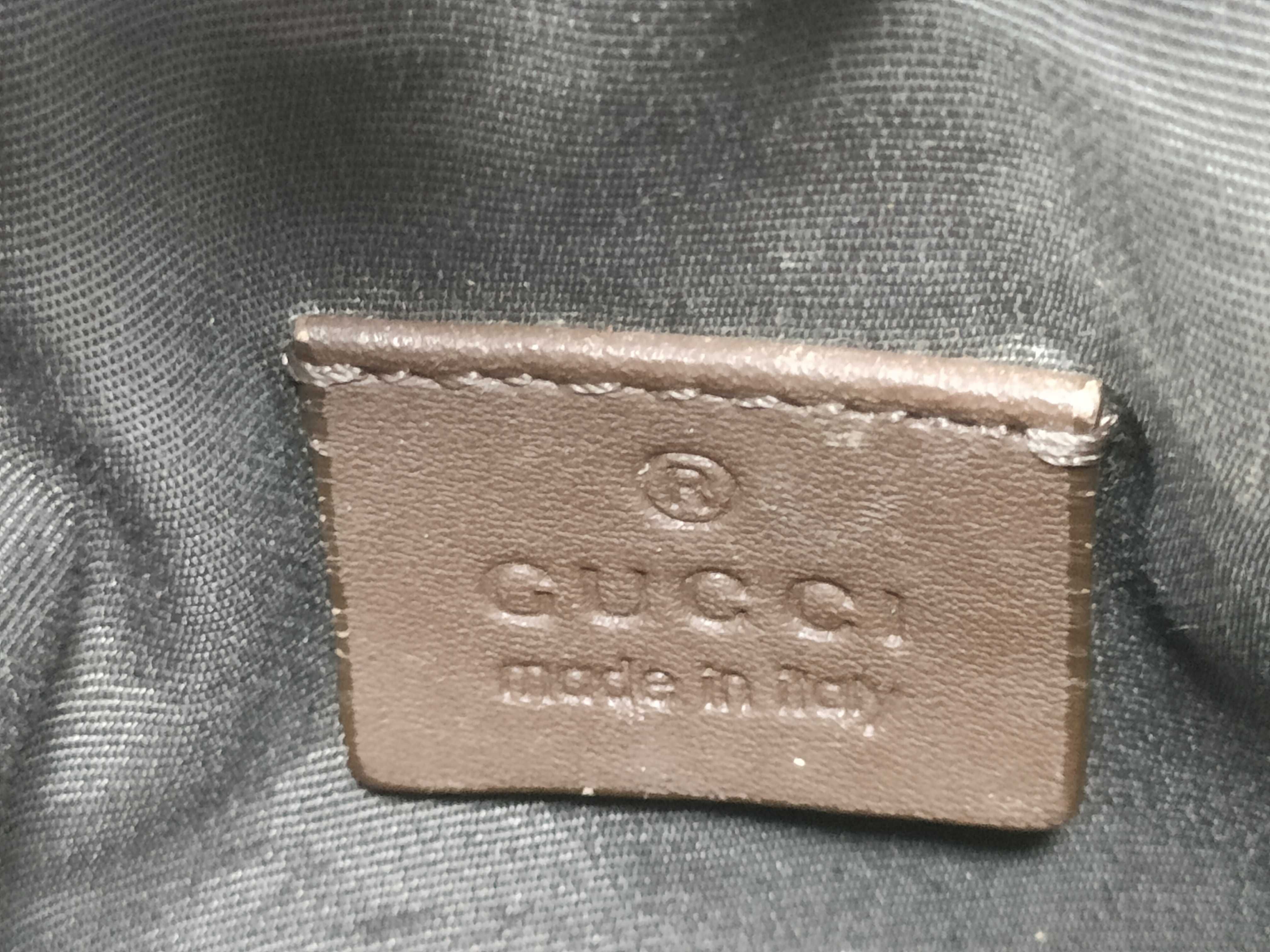 GG Canvas Pouch — view 10