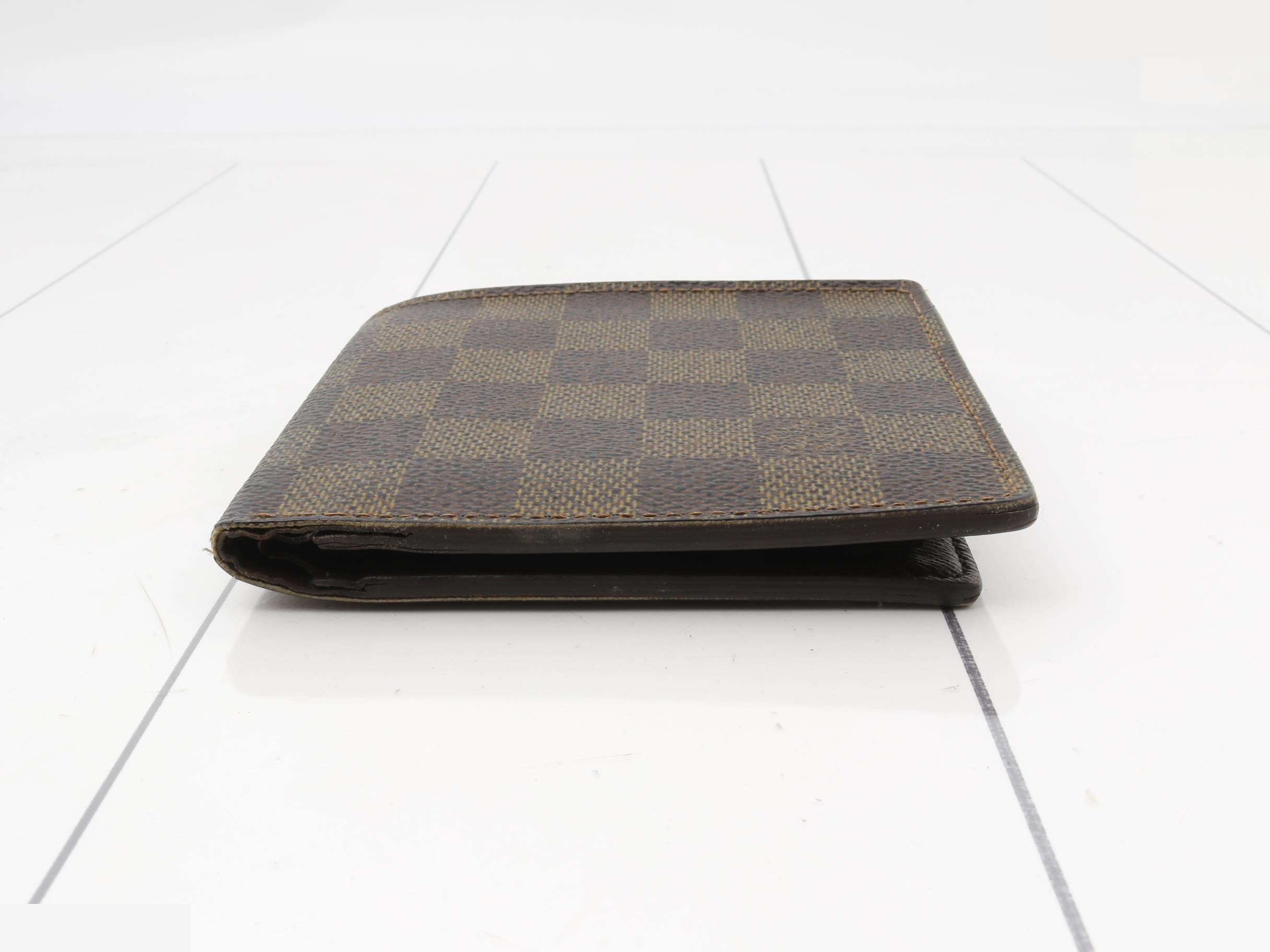 LV Damier Portefeuille Marco N61675 — view 3