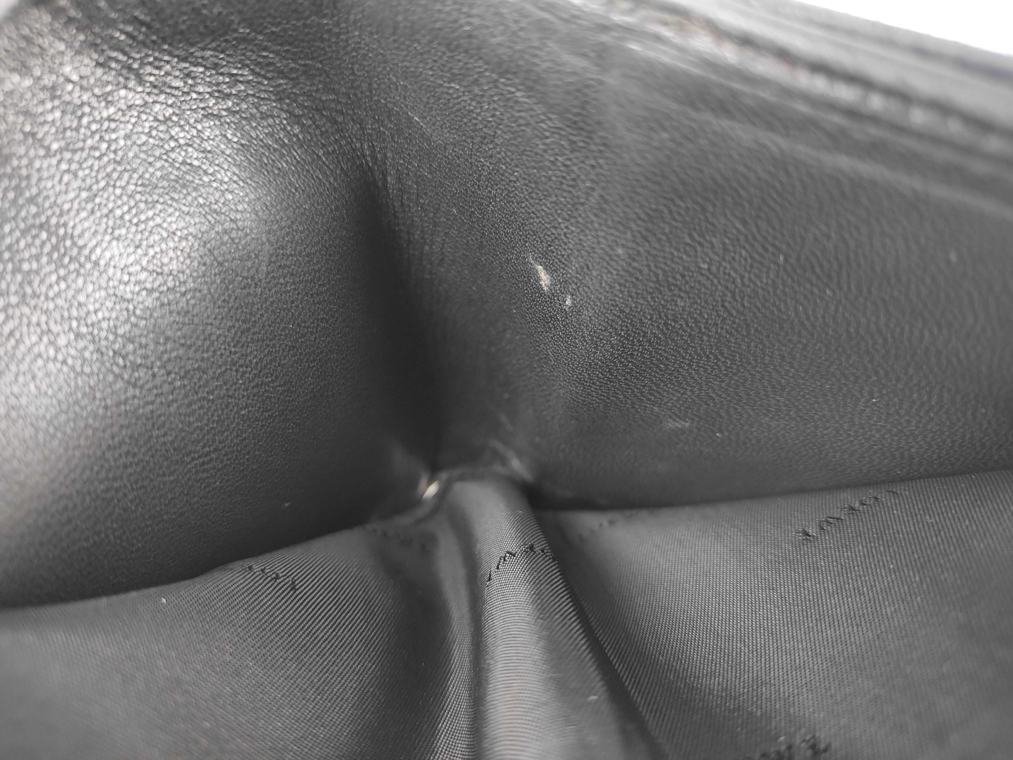 wallet — view 12