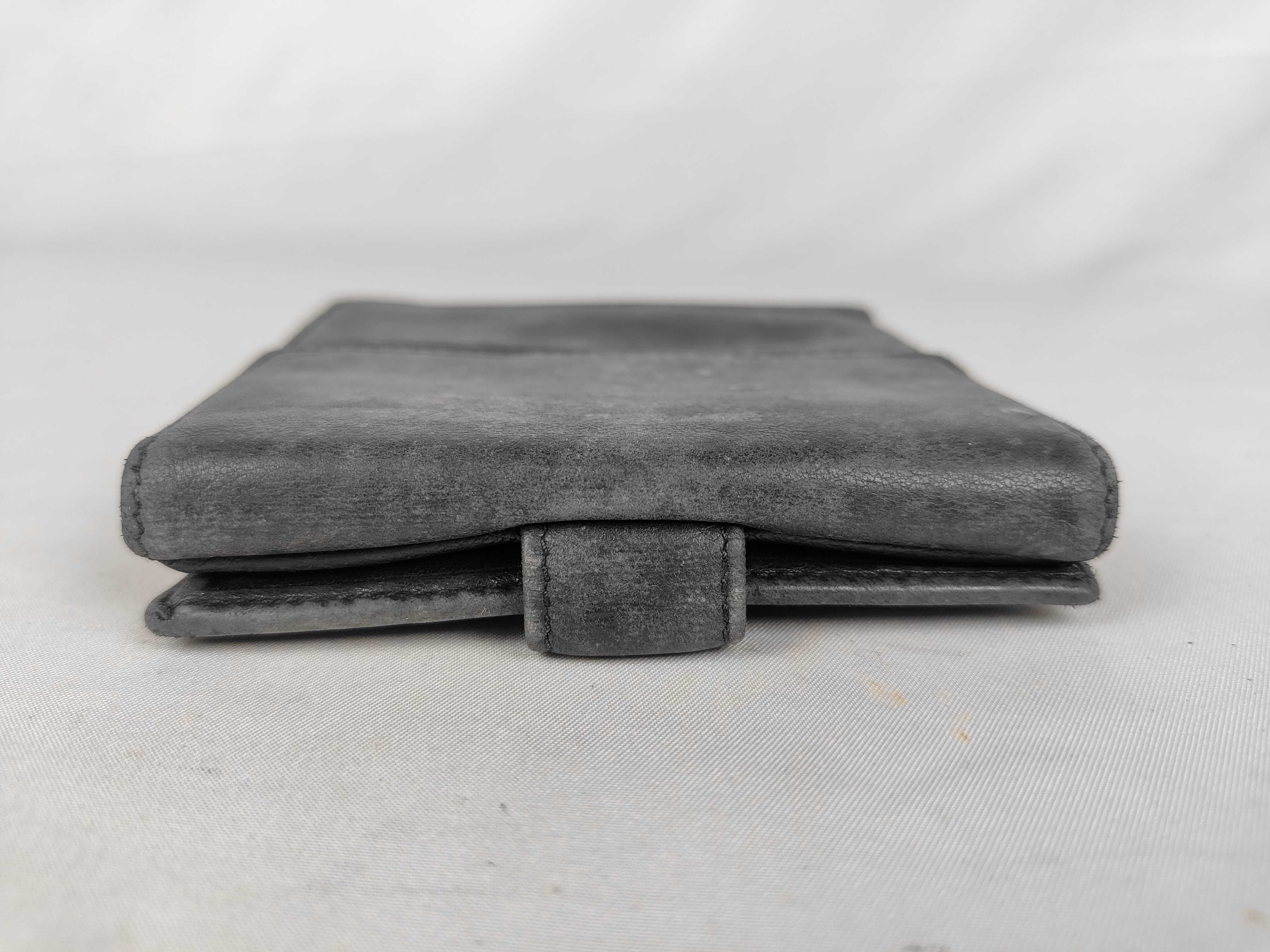 wallet — view 6