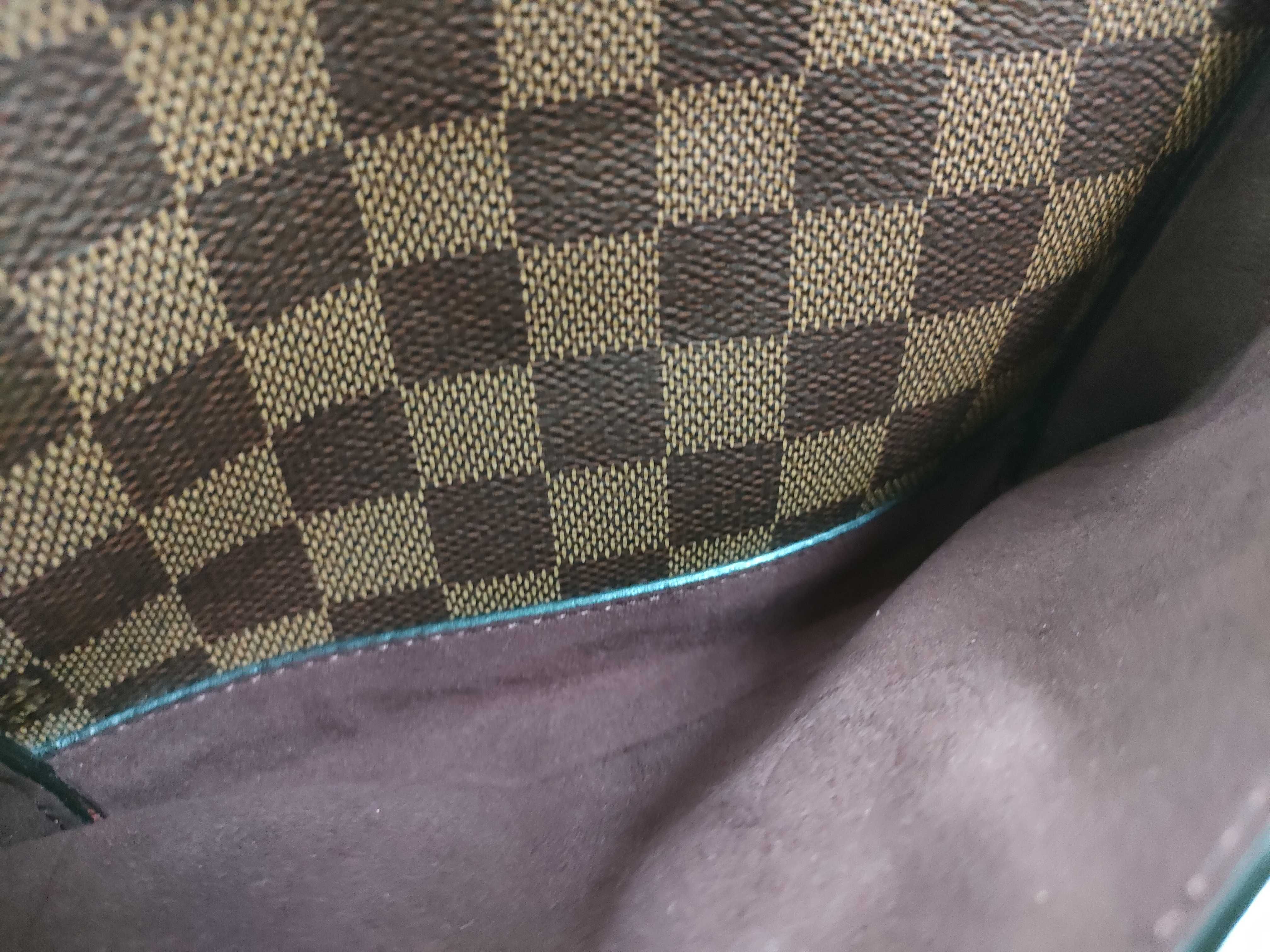 Damier Louis Vuitton Chain Shoulder Bag — view 13