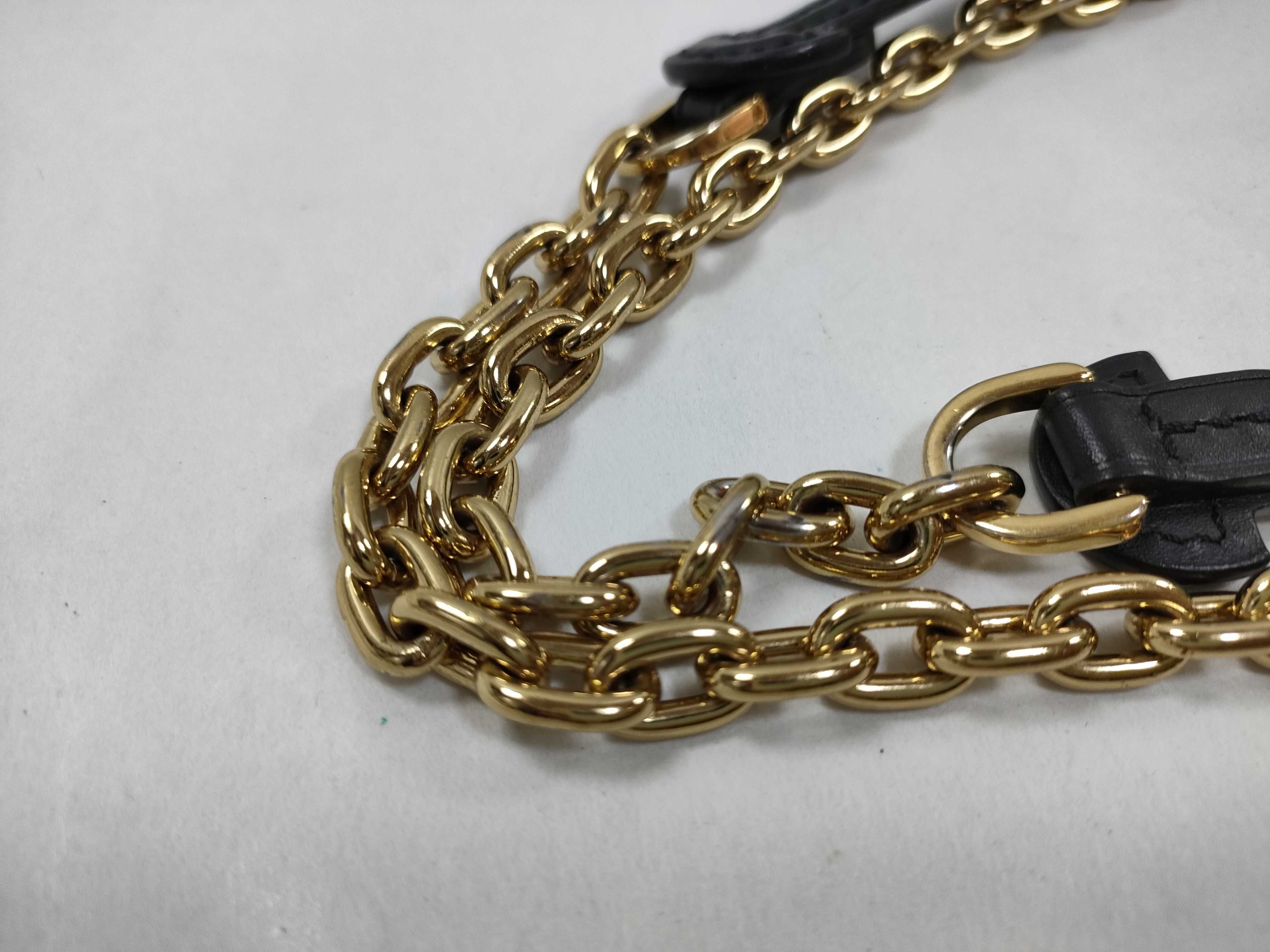 Damier Louis Vuitton Chain Shoulder Bag — view 4
