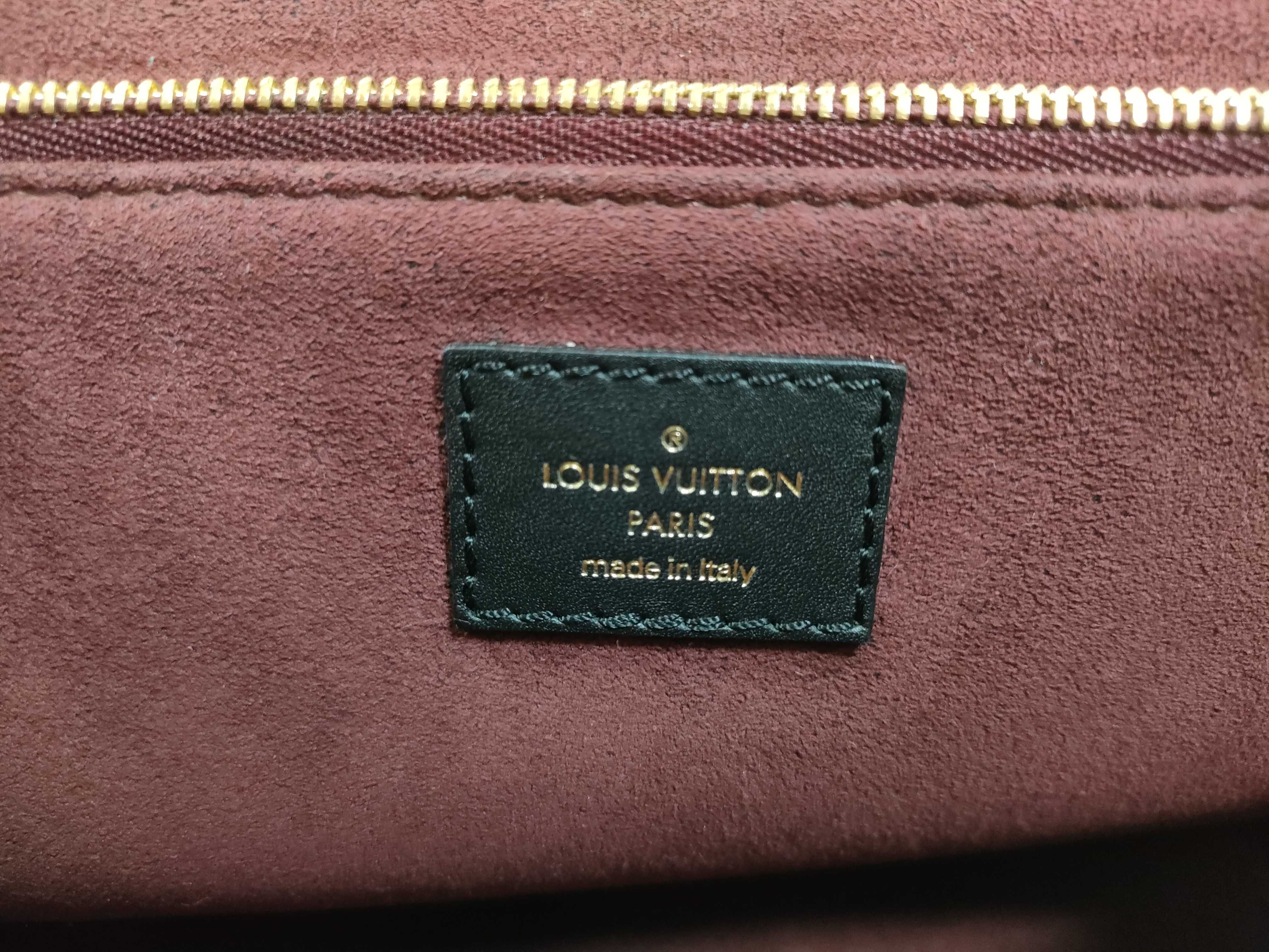 Damier Louis Vuitton Chain Shoulder Bag — view 9