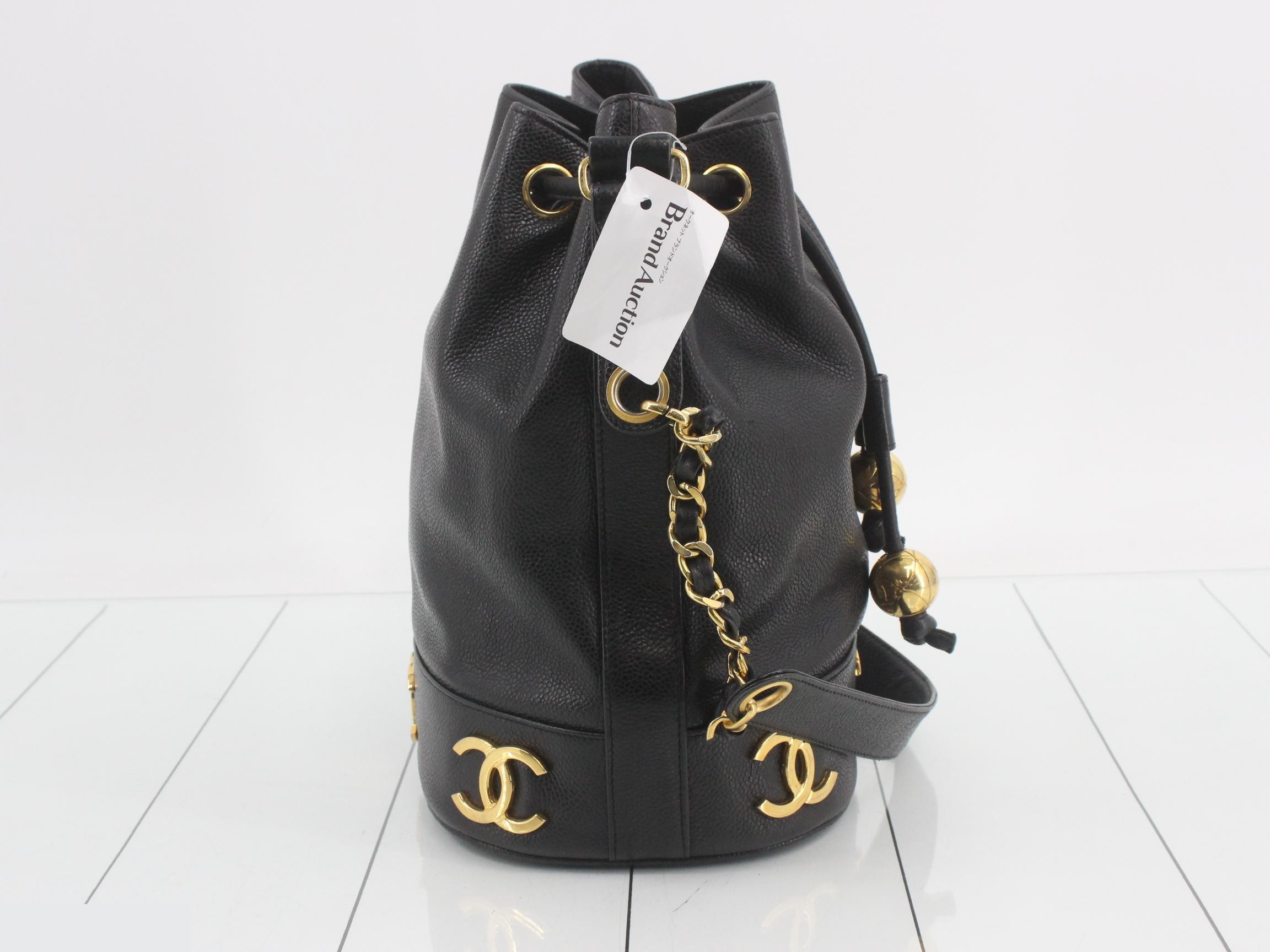 Triple Coco Mark Drawstring Chain Shoulder Bag - Black — view 4