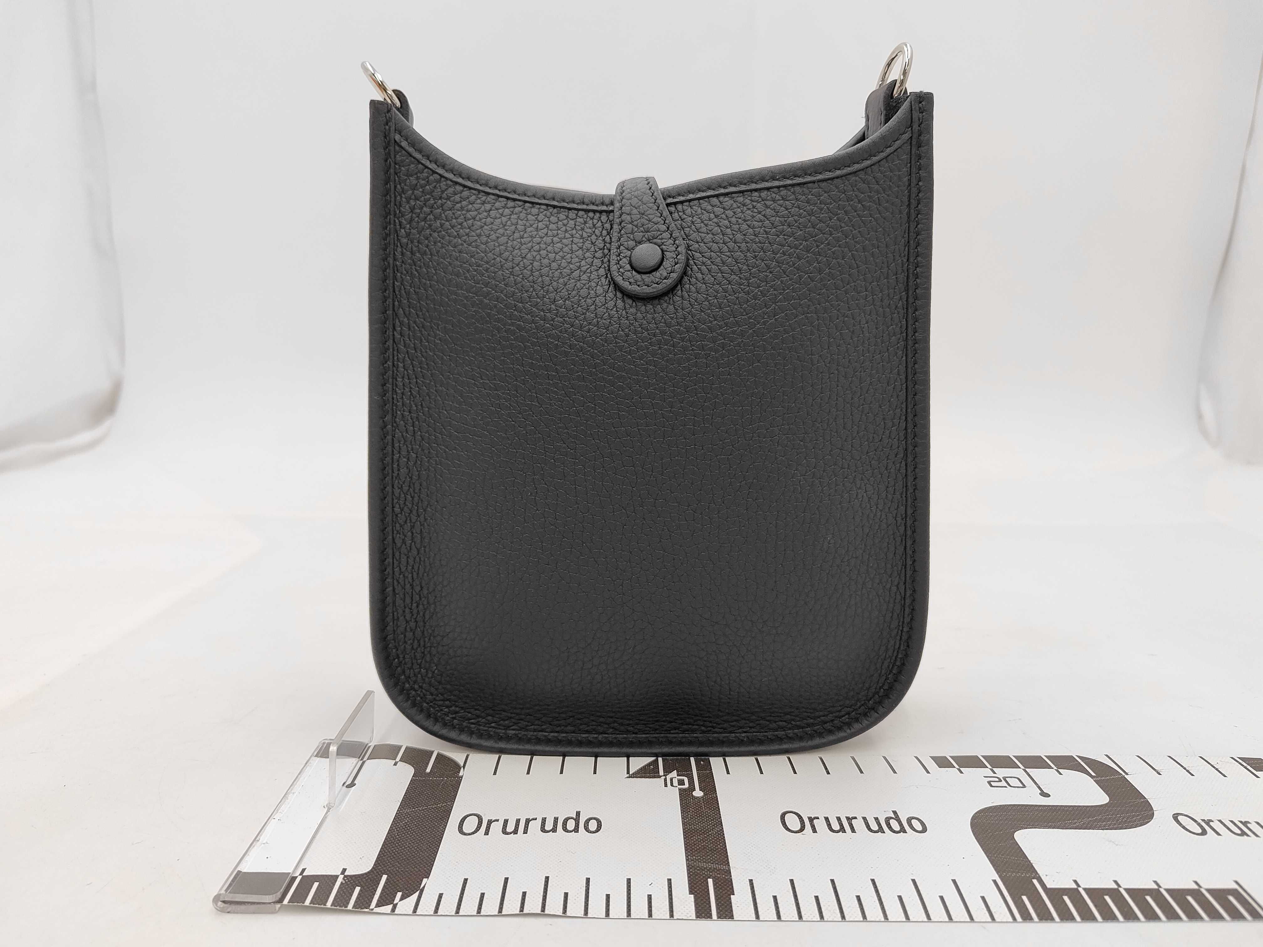Evelyne TPM K stamp Noir Silver hardware KMM012KH Shoulder bag — view 2
