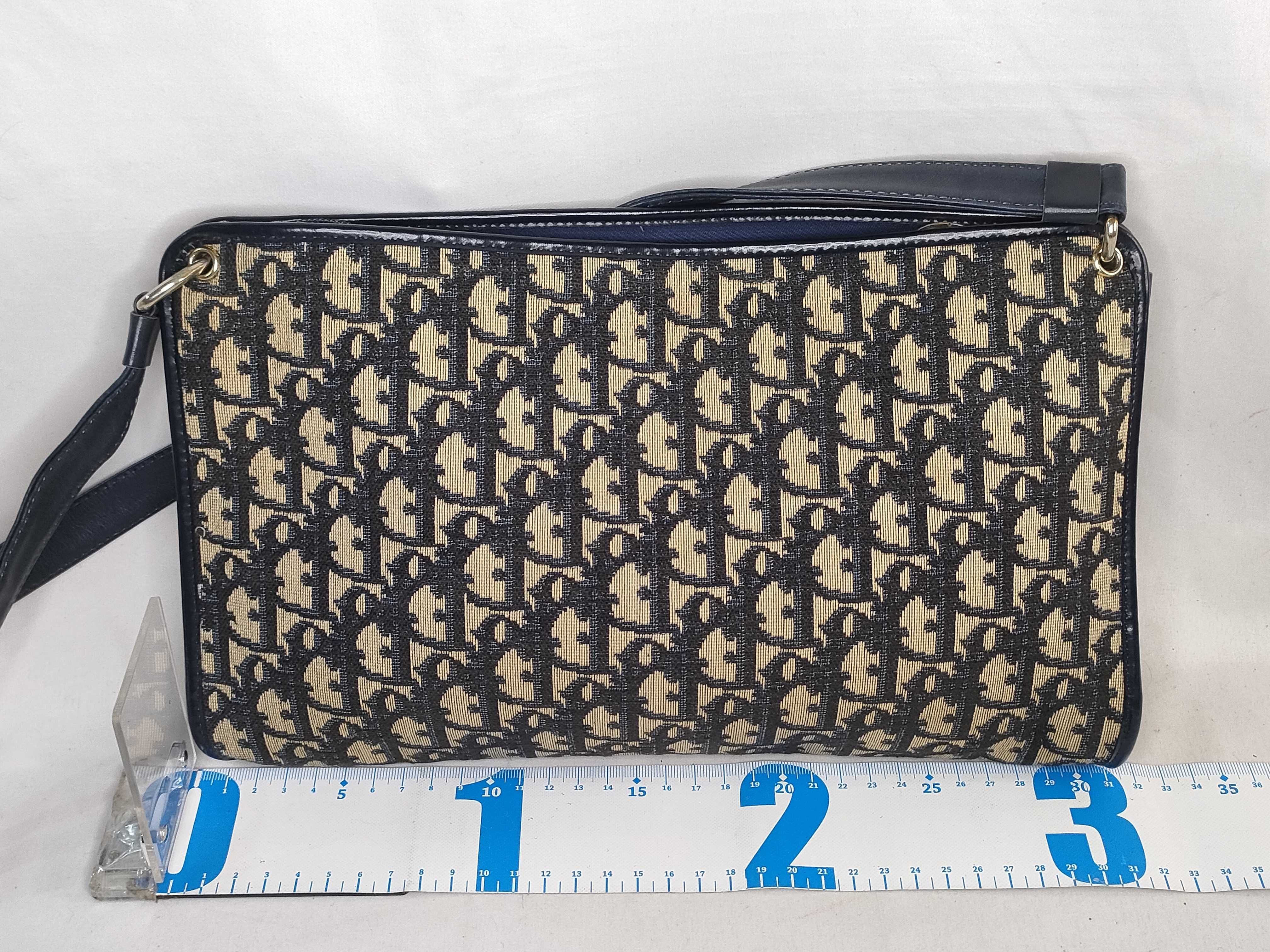 Trotter One-Shoulder Bag — view 2