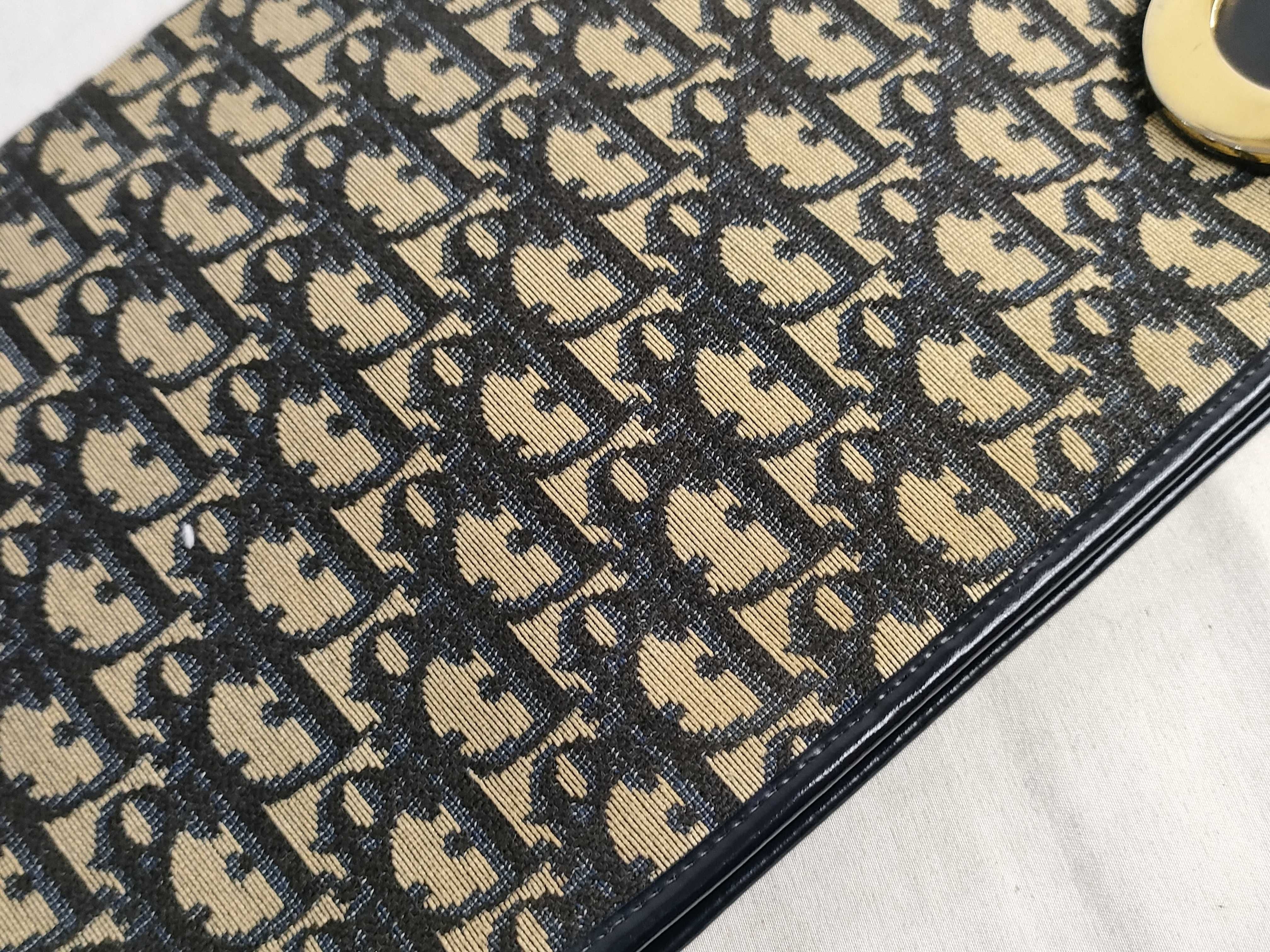 Trotter One-Shoulder Bag — view 14