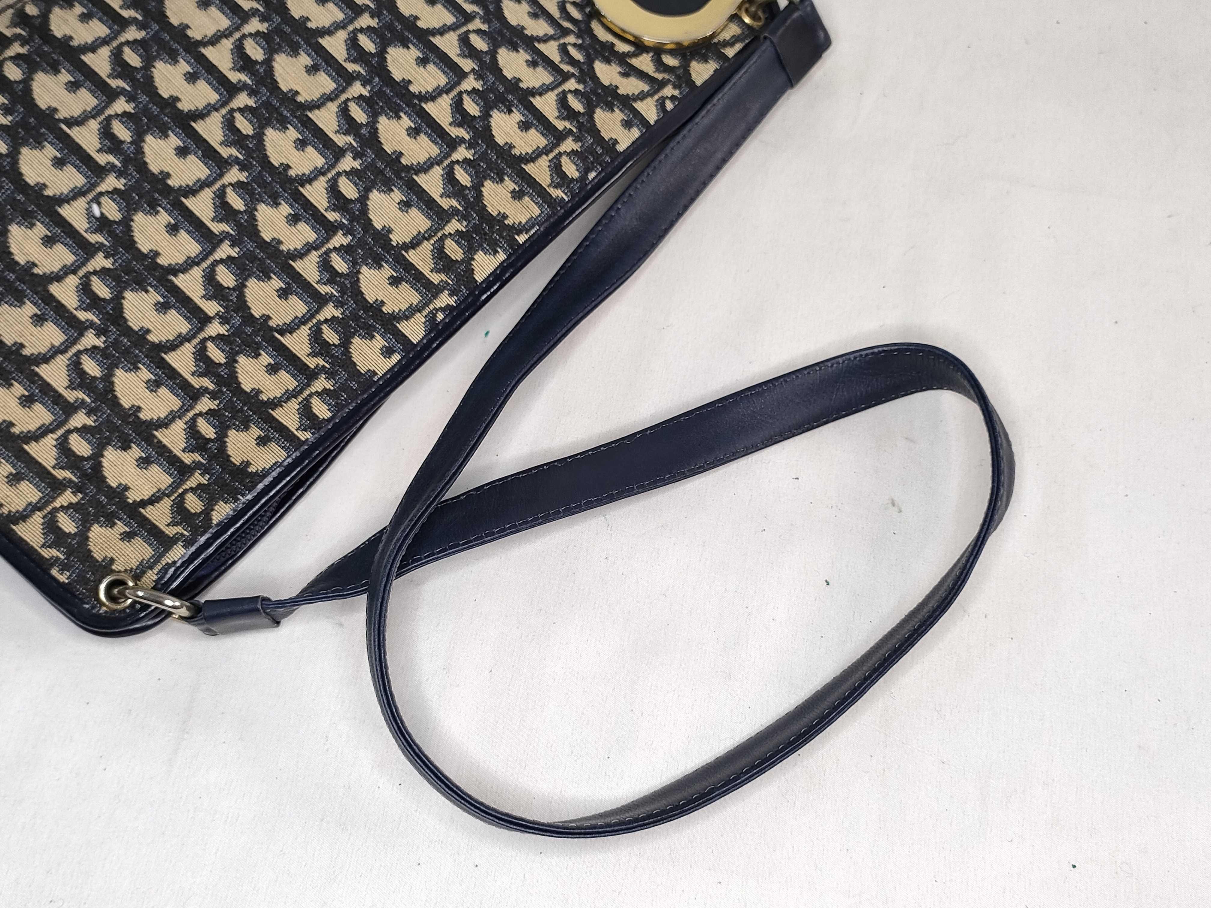 Trotter One-Shoulder Bag — view 3