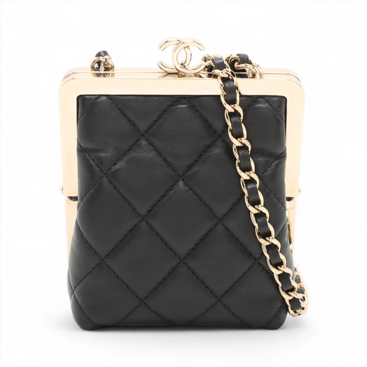 Matelasse Lambskin Chain Shoulder Bag Clasp Black Gold Hardware 31884267 31s