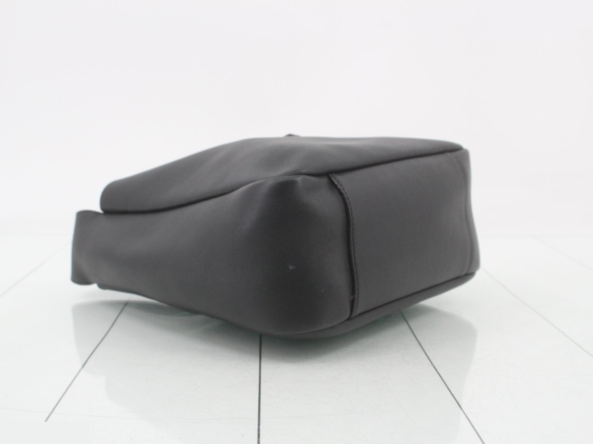 LE 5 A 7 Small — view 5