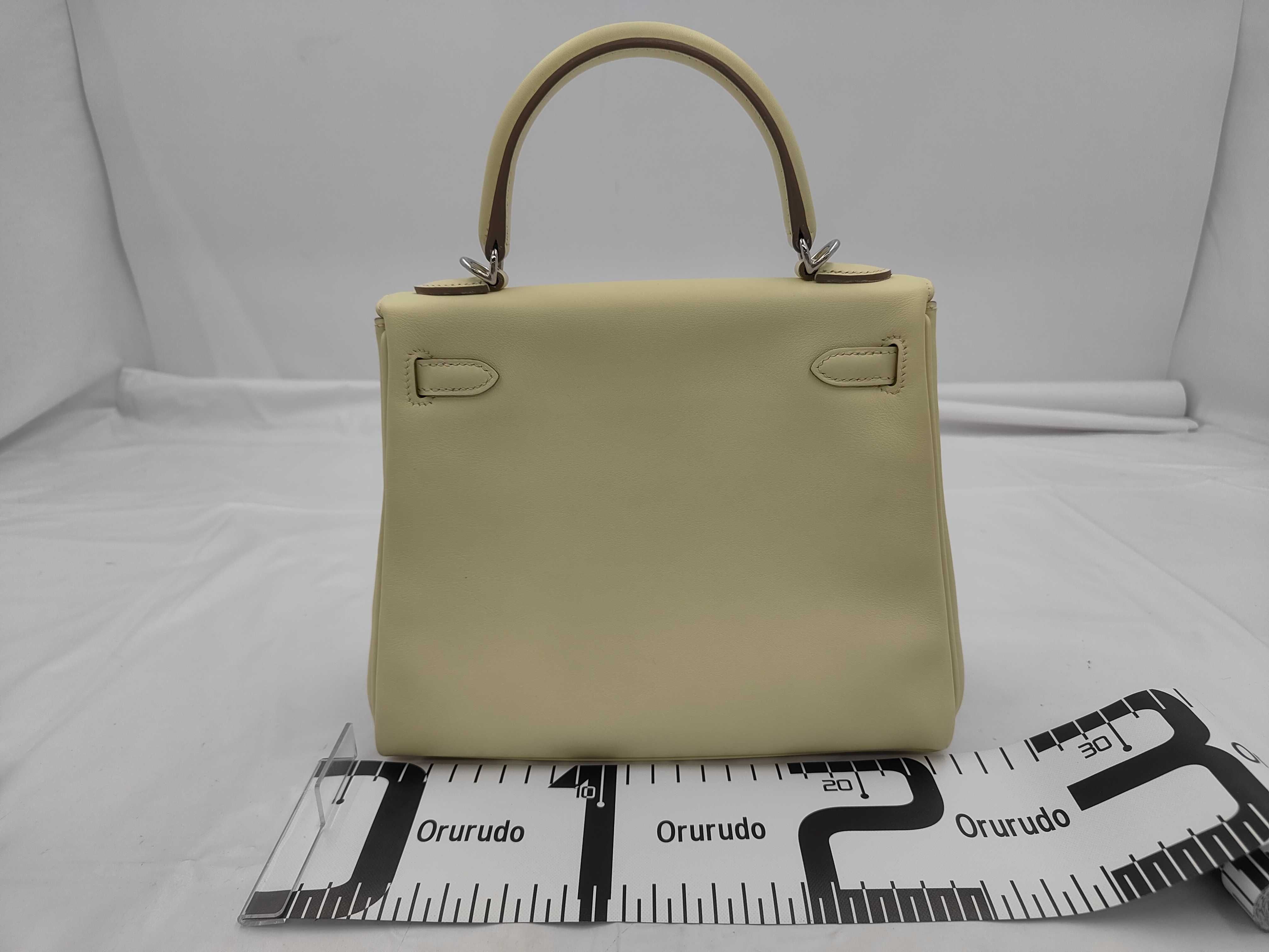 Kelly 25 Swift Leather Jaune Milton Silver Hardware W Stamp Handbag — view 2