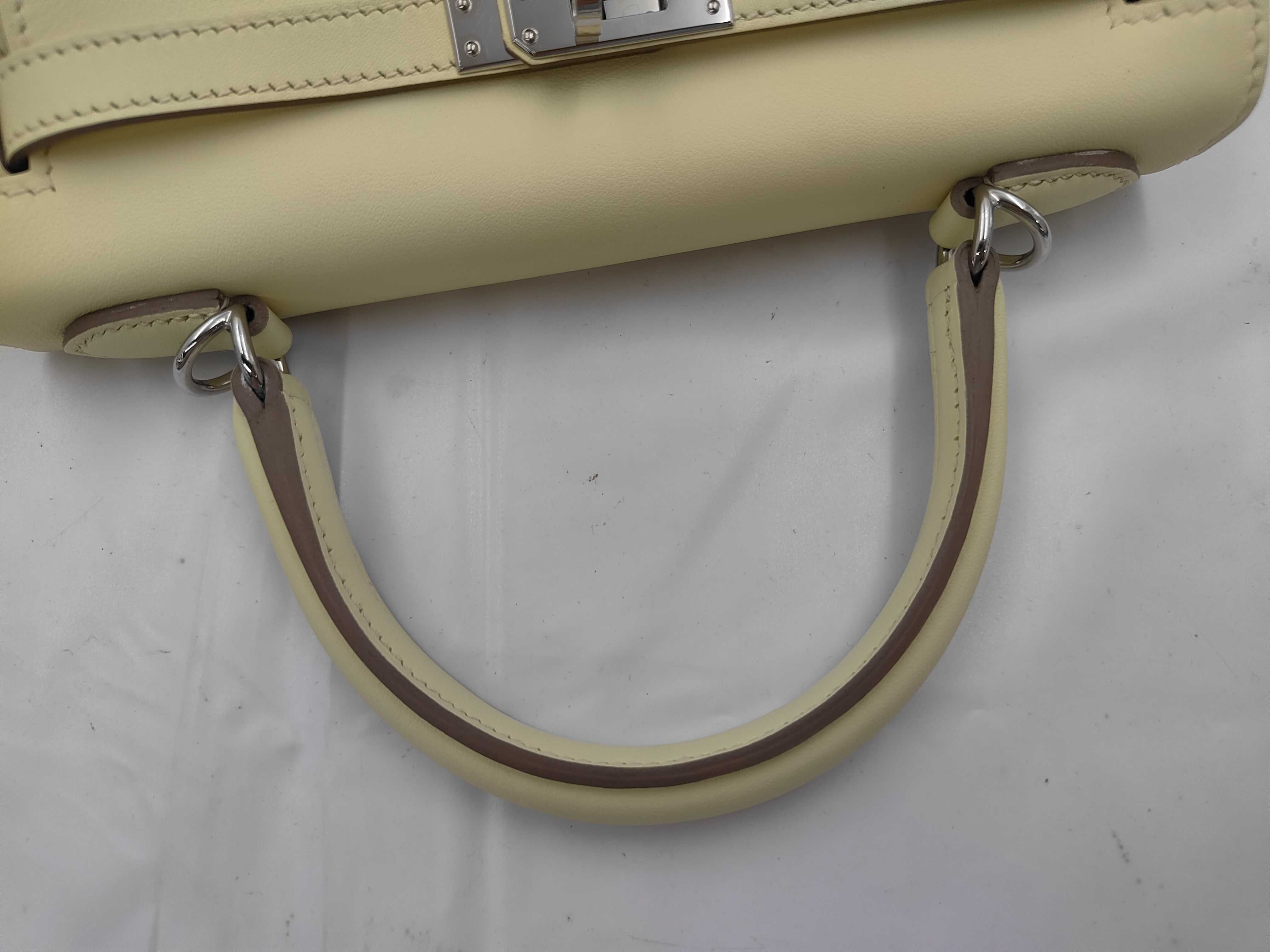 Kelly 25 Swift Leather Jaune Milton Silver Hardware W Stamp Handbag — view 3